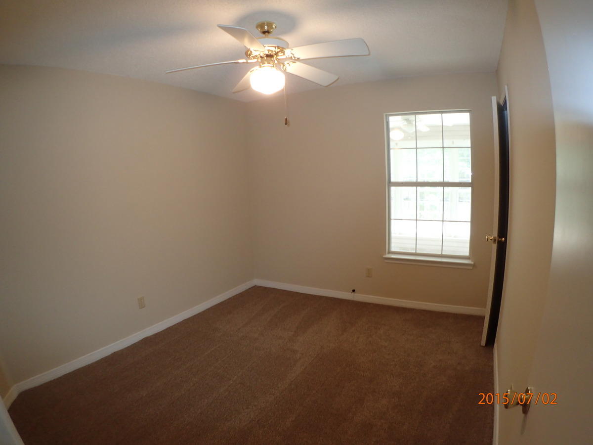 ASHLAND MANOR - Residential