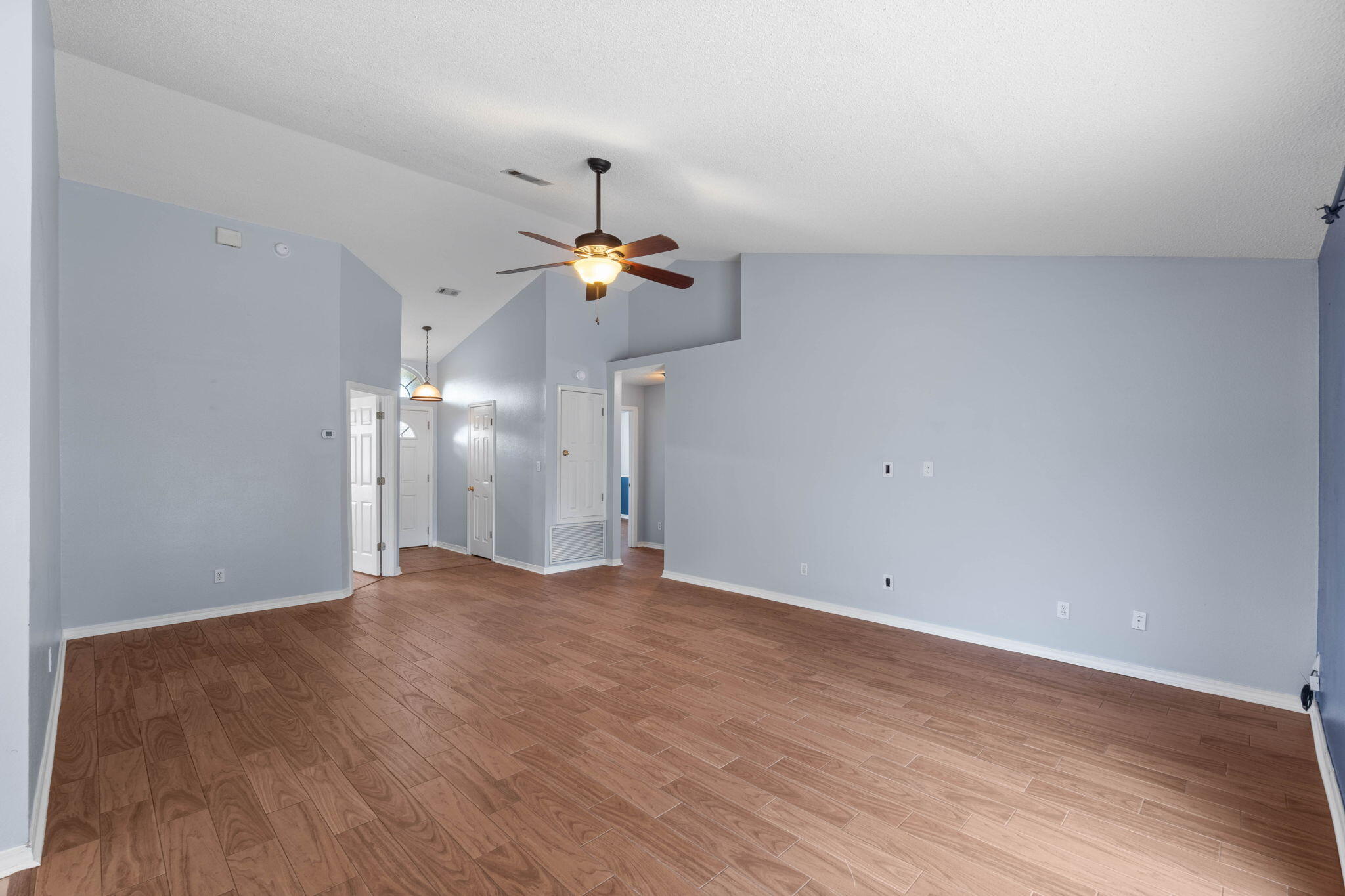 ROSS CROSSING - Residential