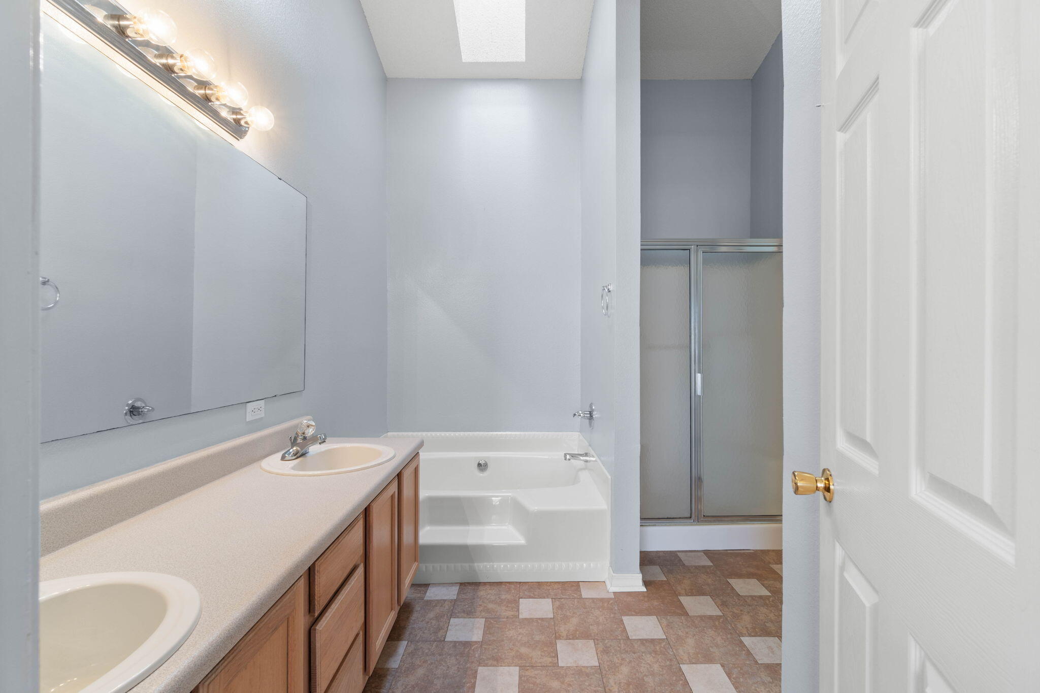 ROSS CROSSING - Residential