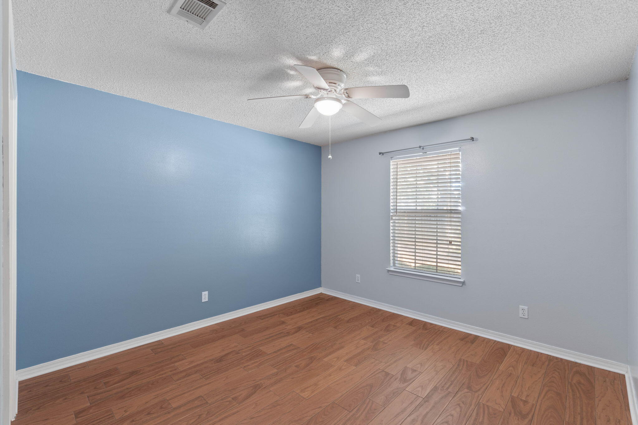 ROSS CROSSING - Residential