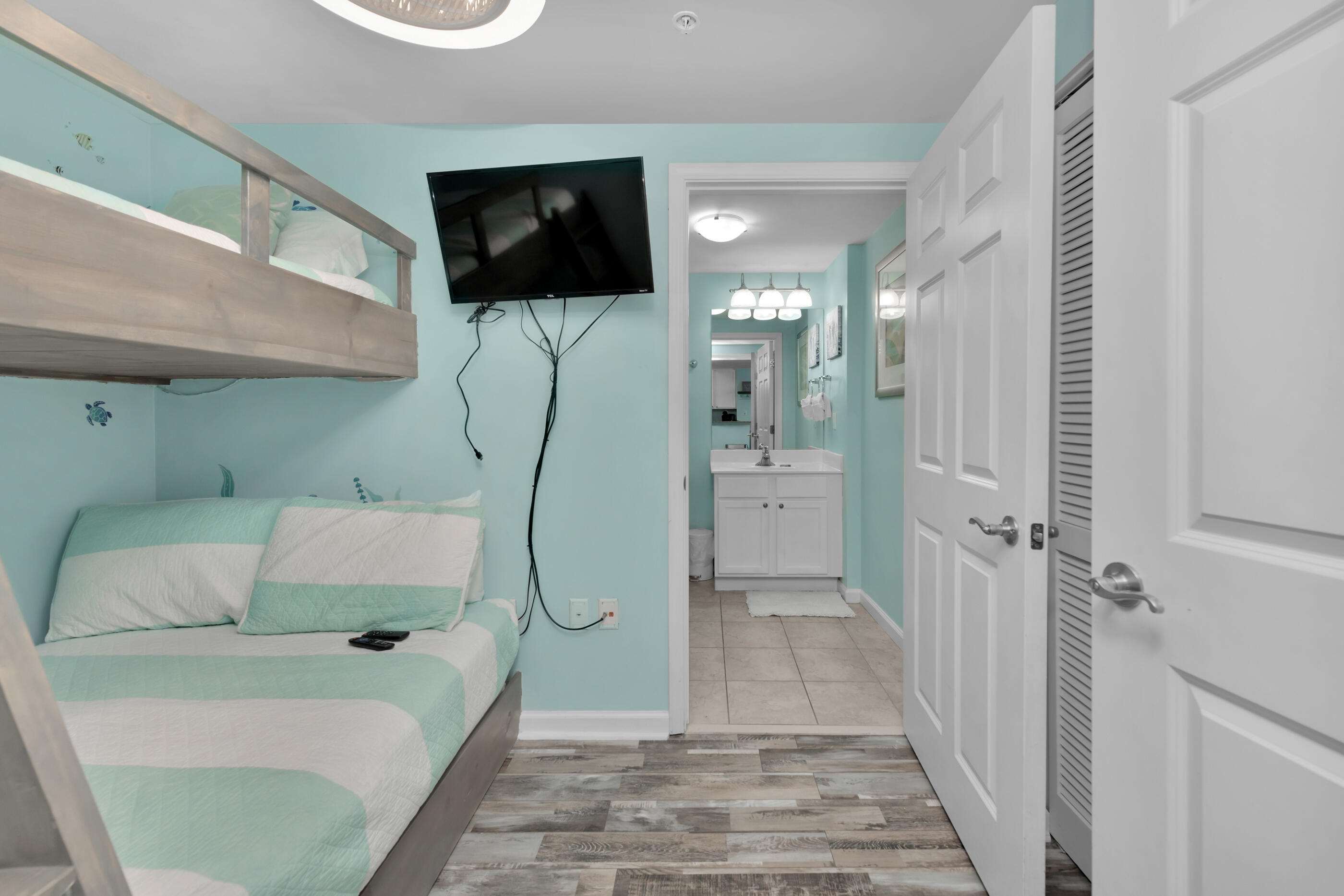 THE PALMS OF DESTIN - Residential