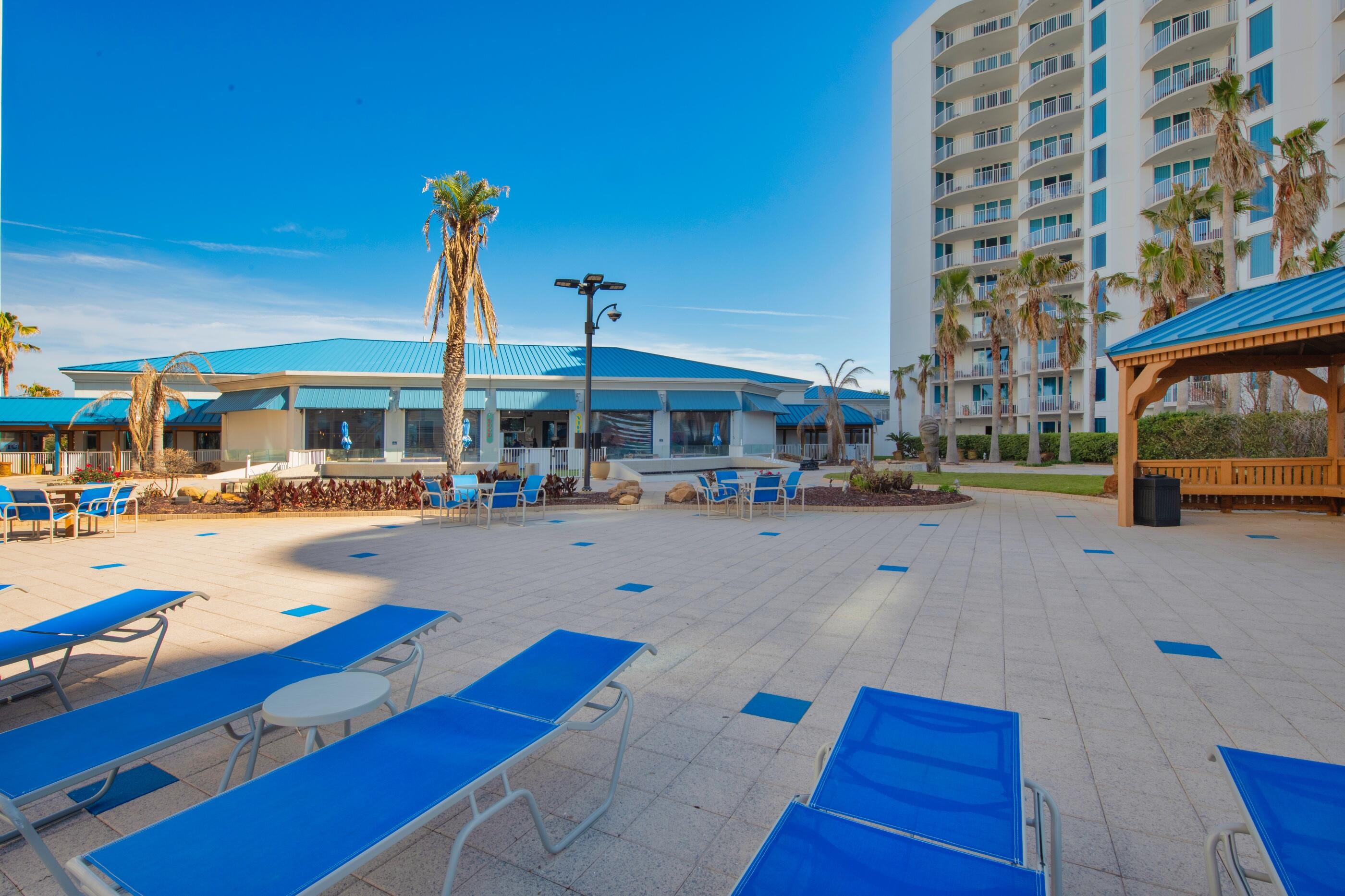 THE PALMS OF DESTIN - Residential