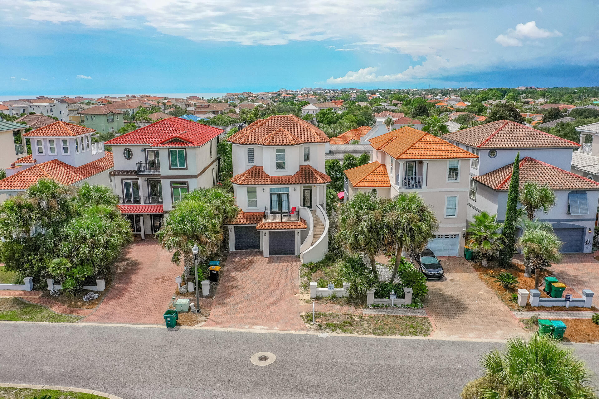 TERRA COTTA TERRACE - Residential