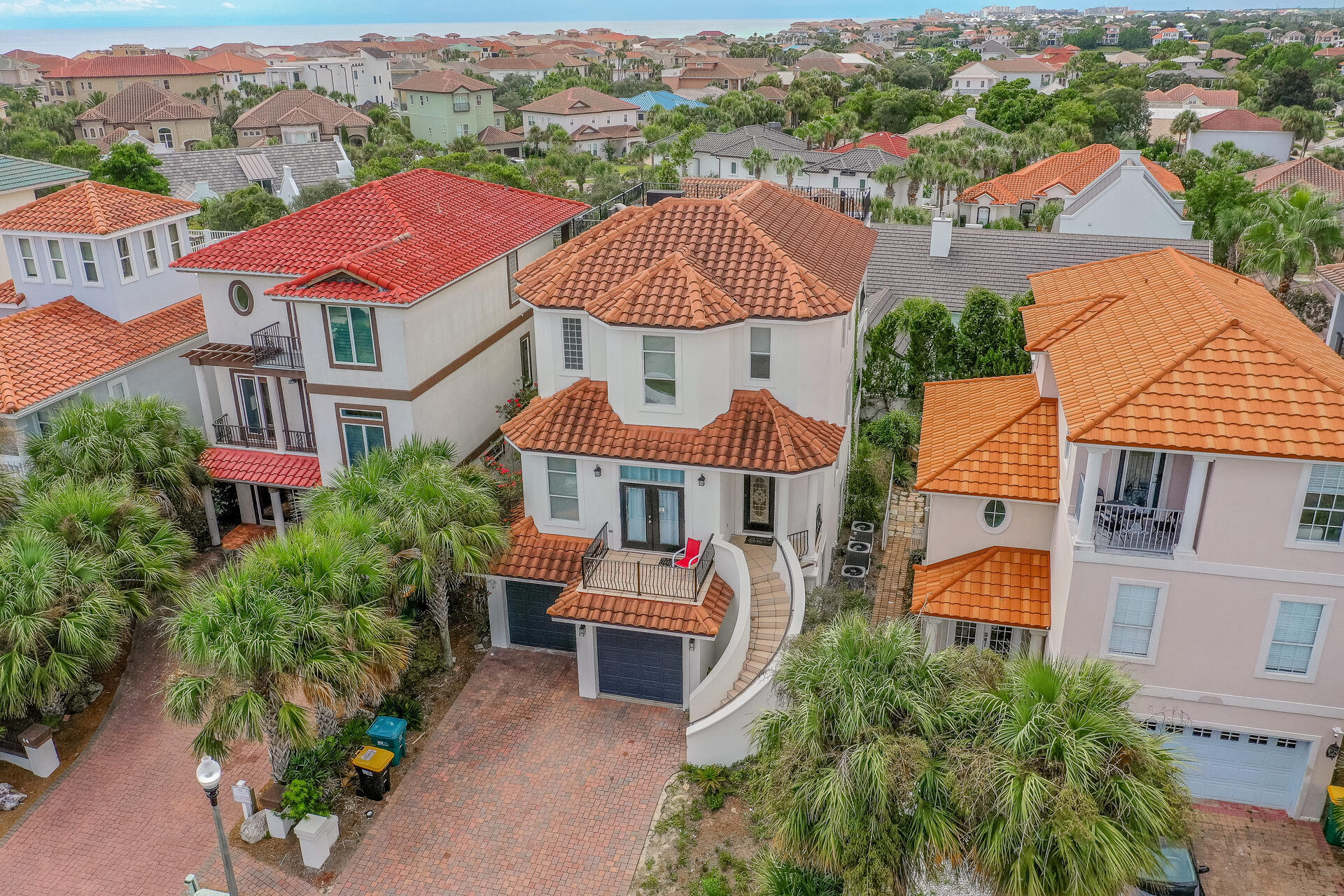 TERRA COTTA TERRACE - Residential