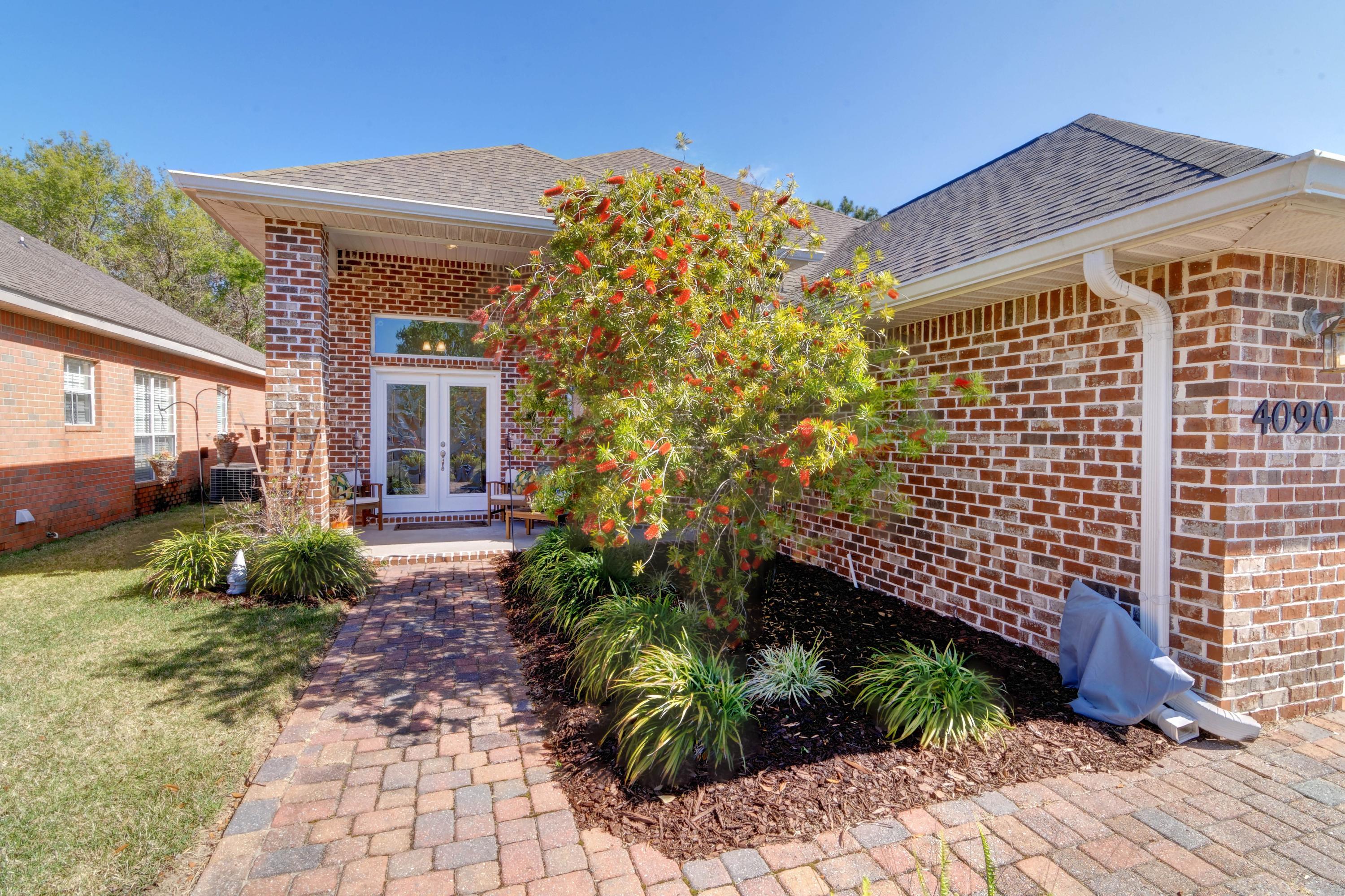 OAK POINTE - Residential