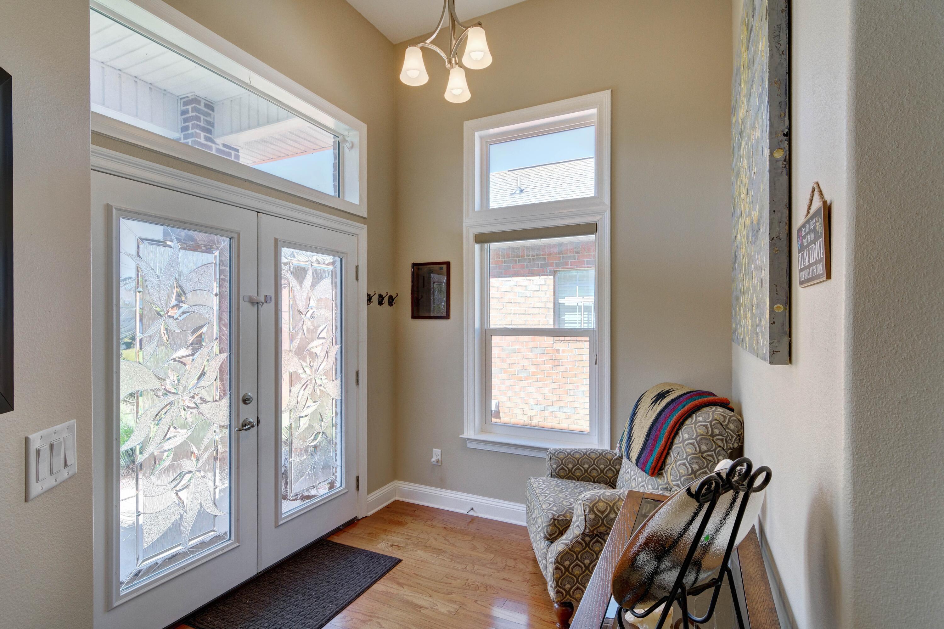 OAK POINTE - Residential