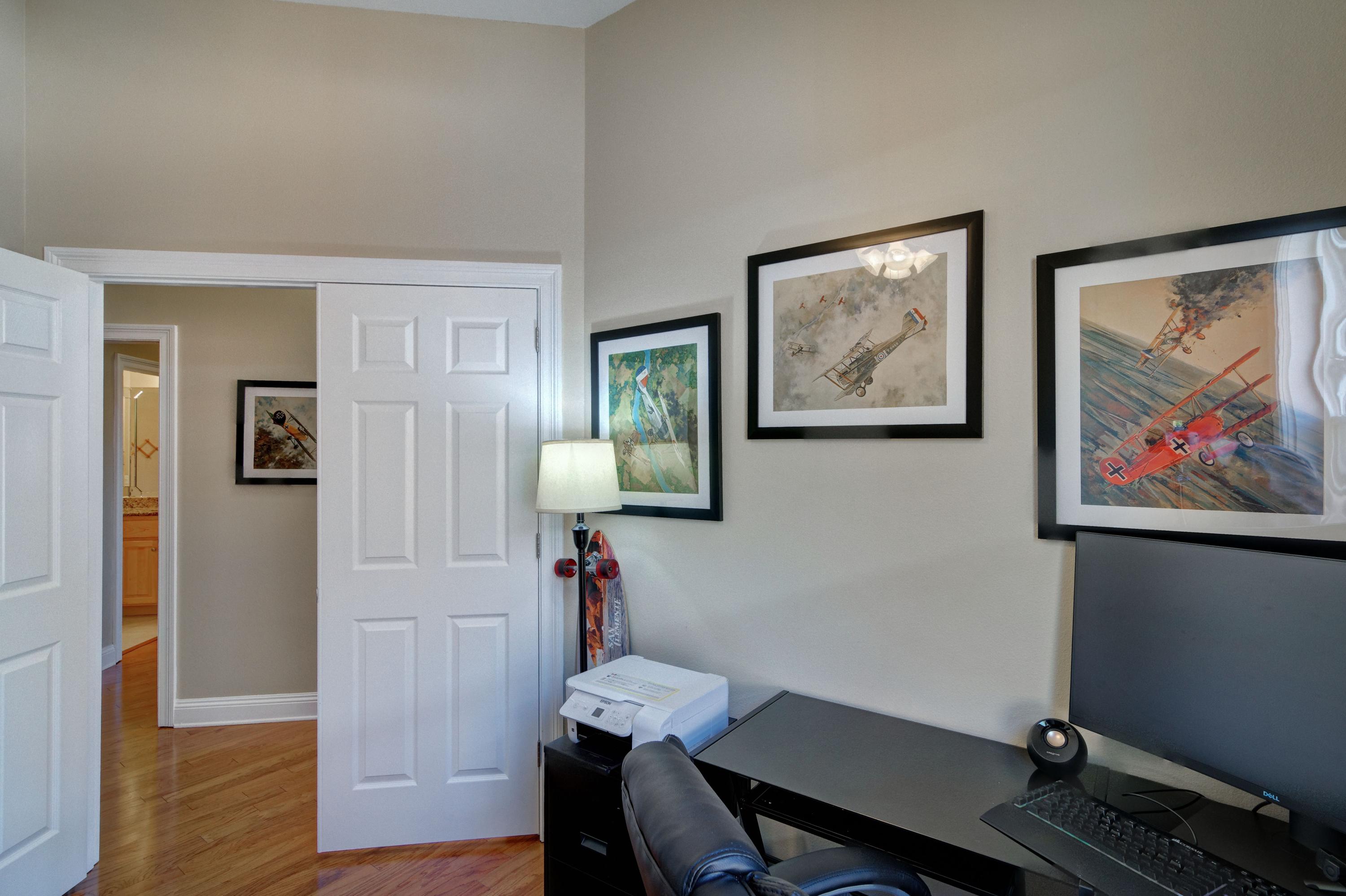 OAK POINTE - Residential