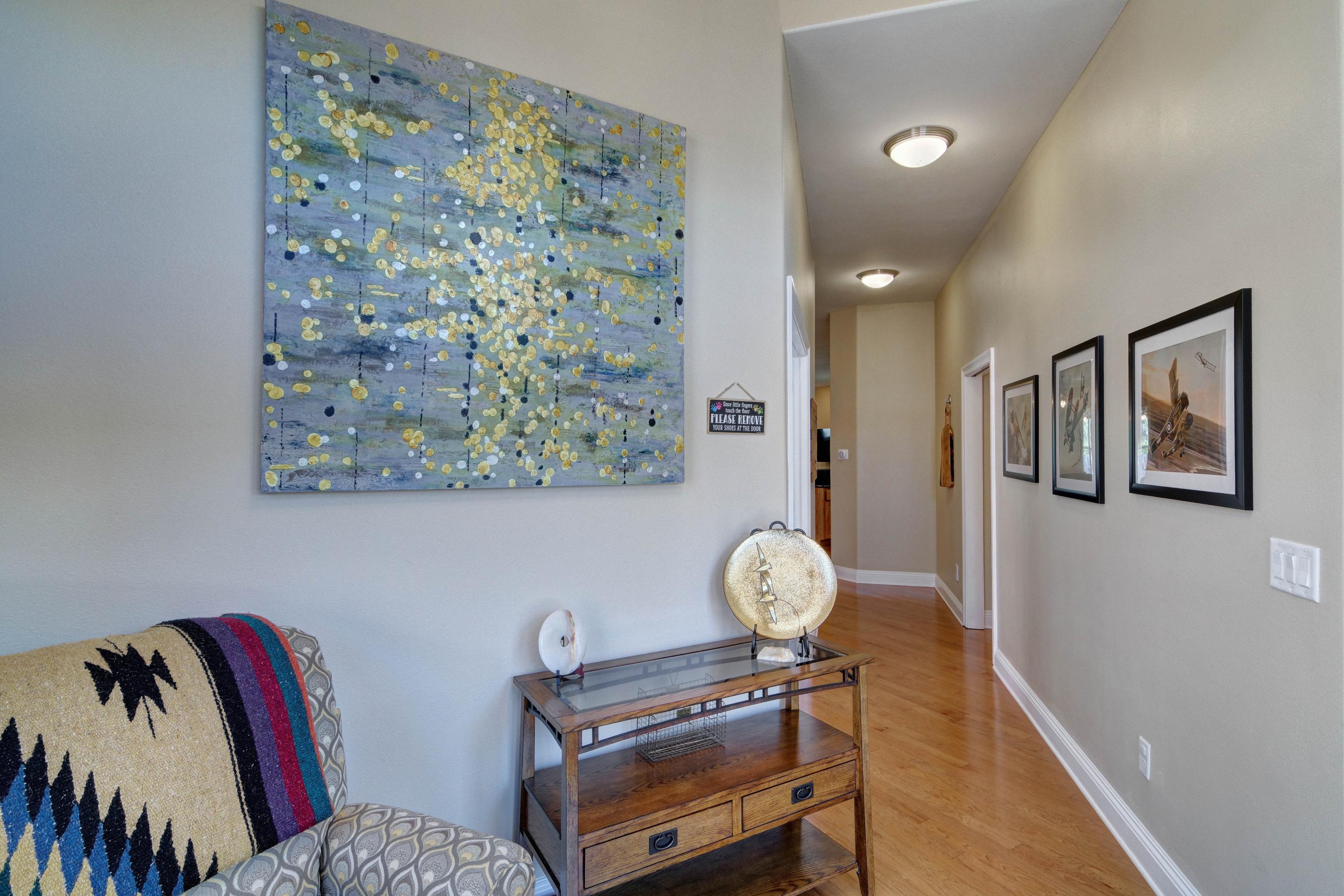 OAK POINTE - Residential