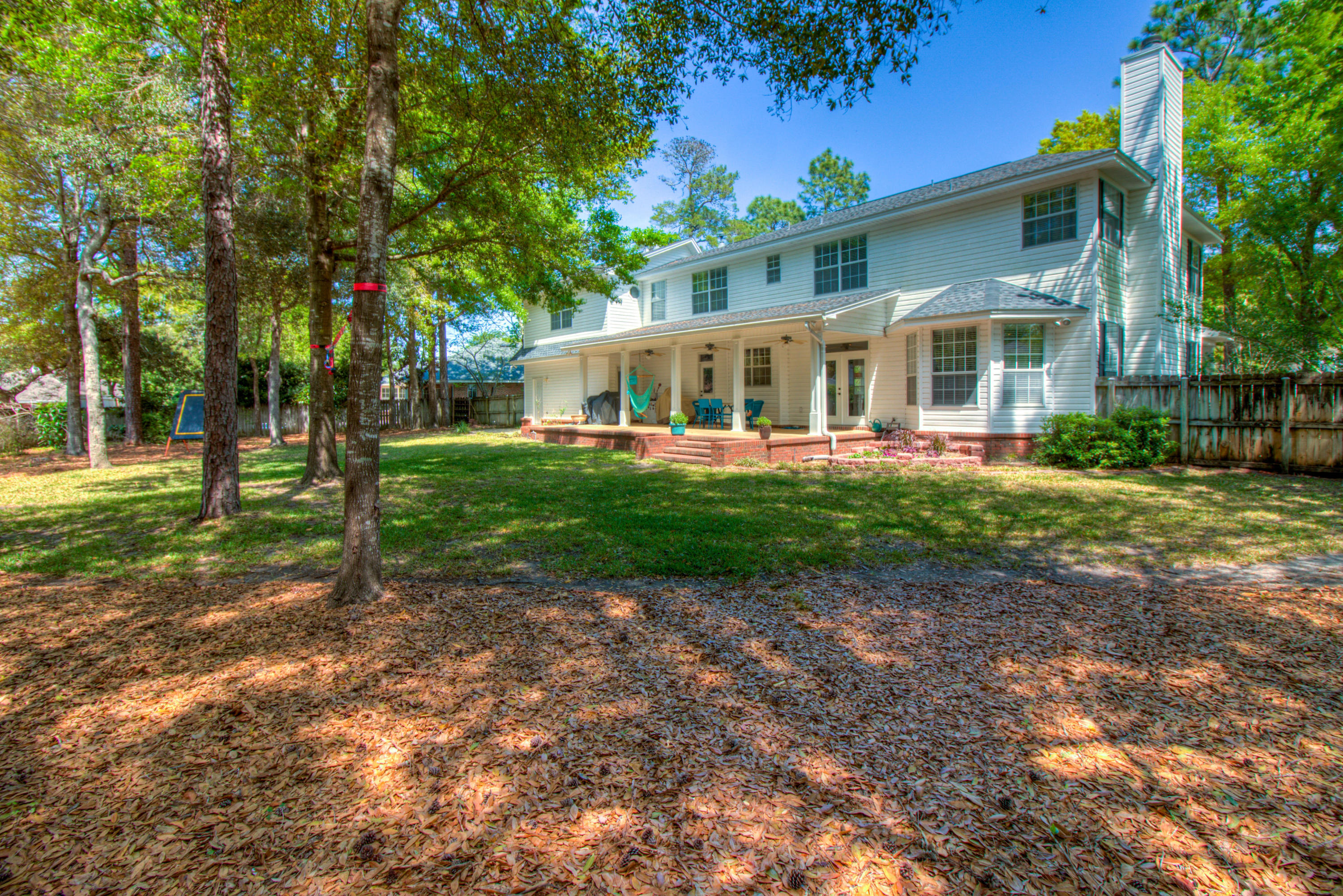 ROCKY BAYOU ESTATES 12A - Residential