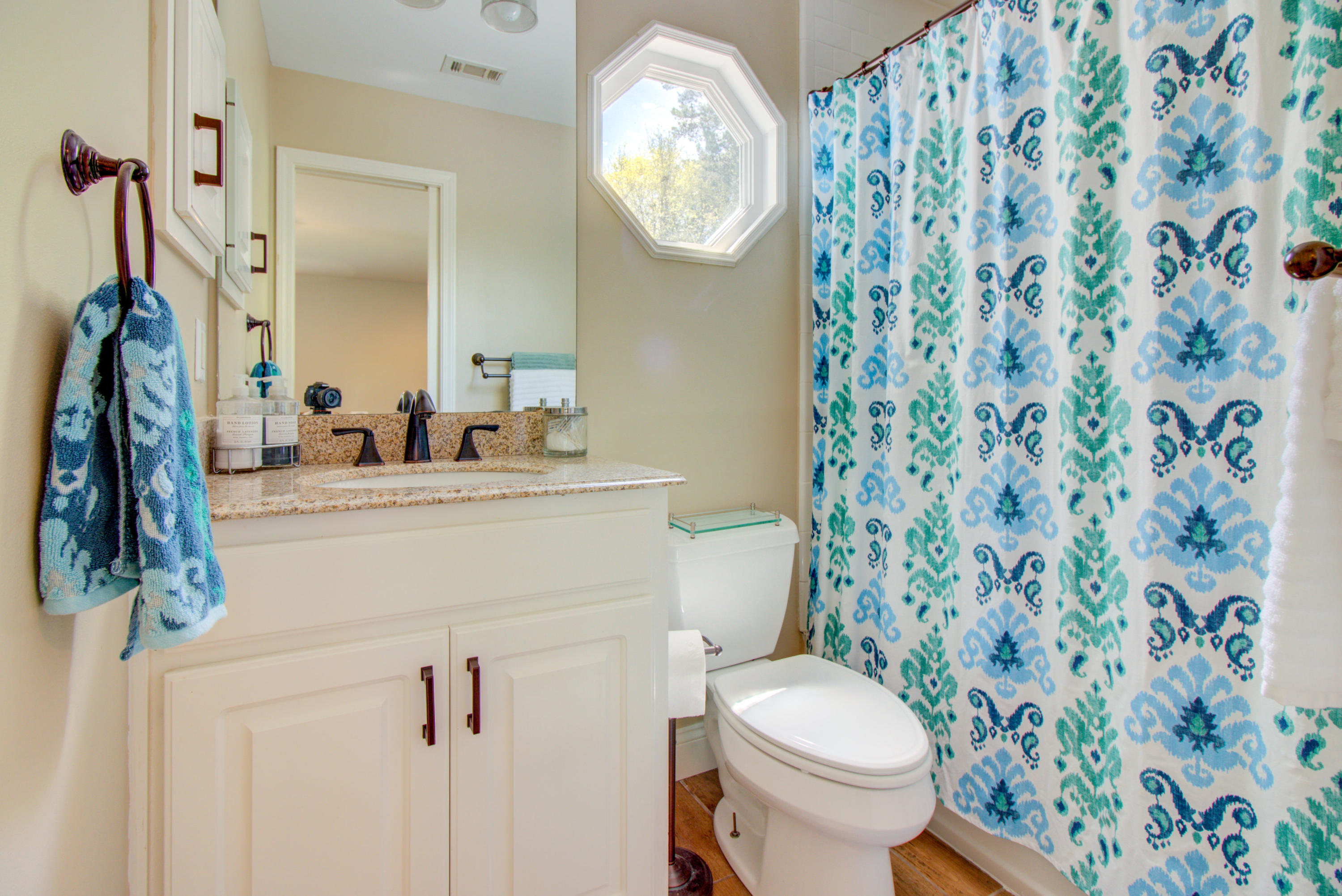 ROCKY BAYOU ESTATES 12A - Residential