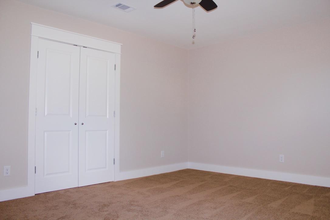 TEN LAKE ESTATES UNIT 2 - Residential