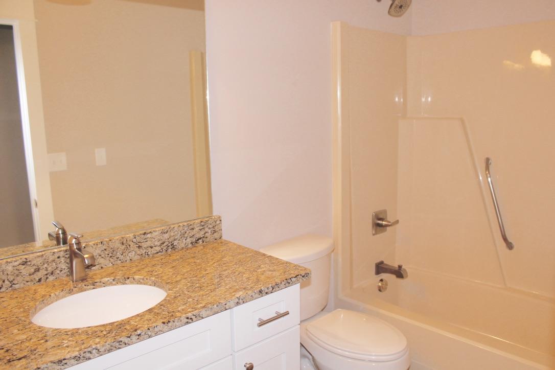 TEN LAKE ESTATES UNIT 2 - Residential