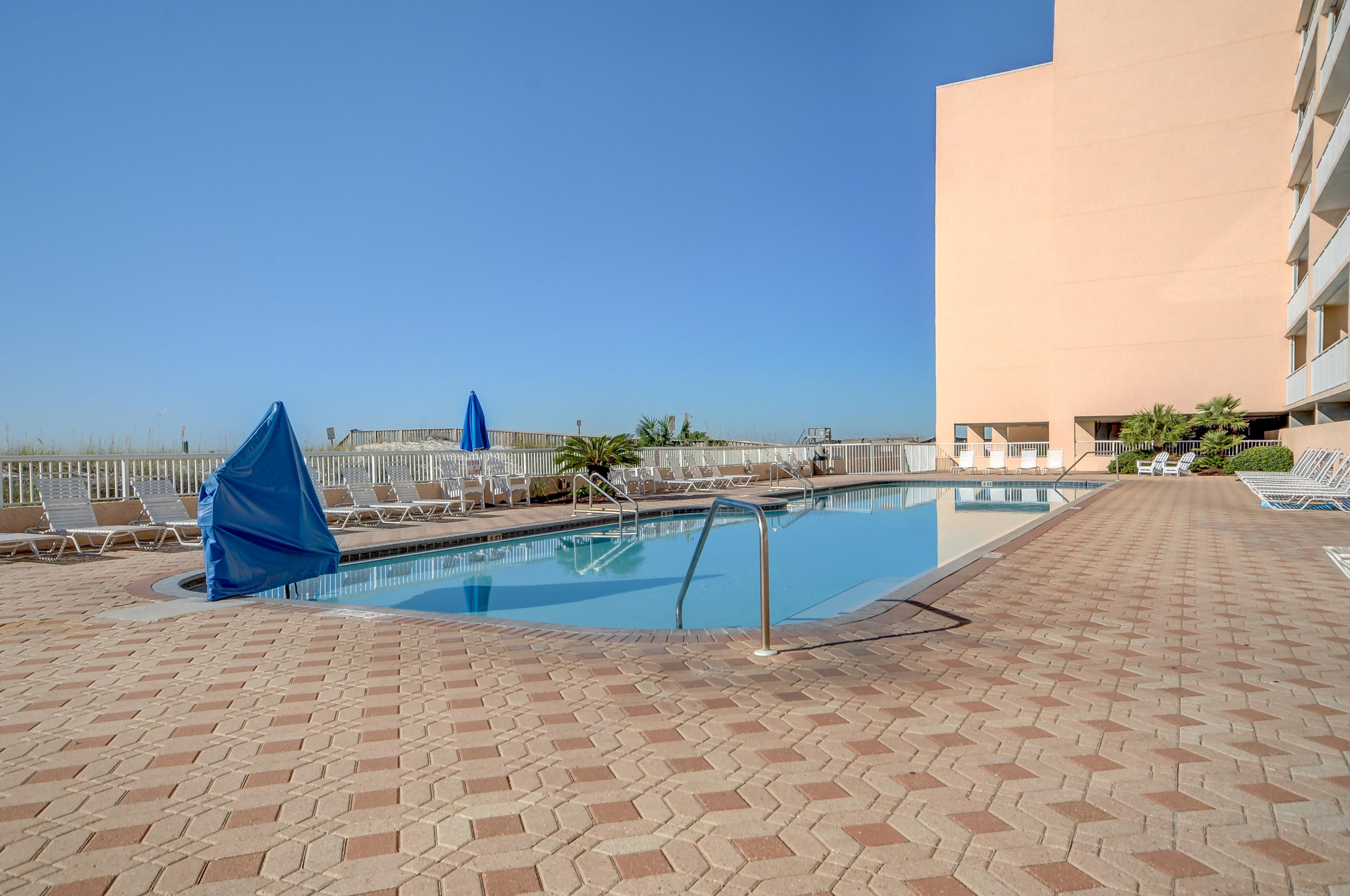 ISLANDER BEACH RESORT PH 2 - Residential