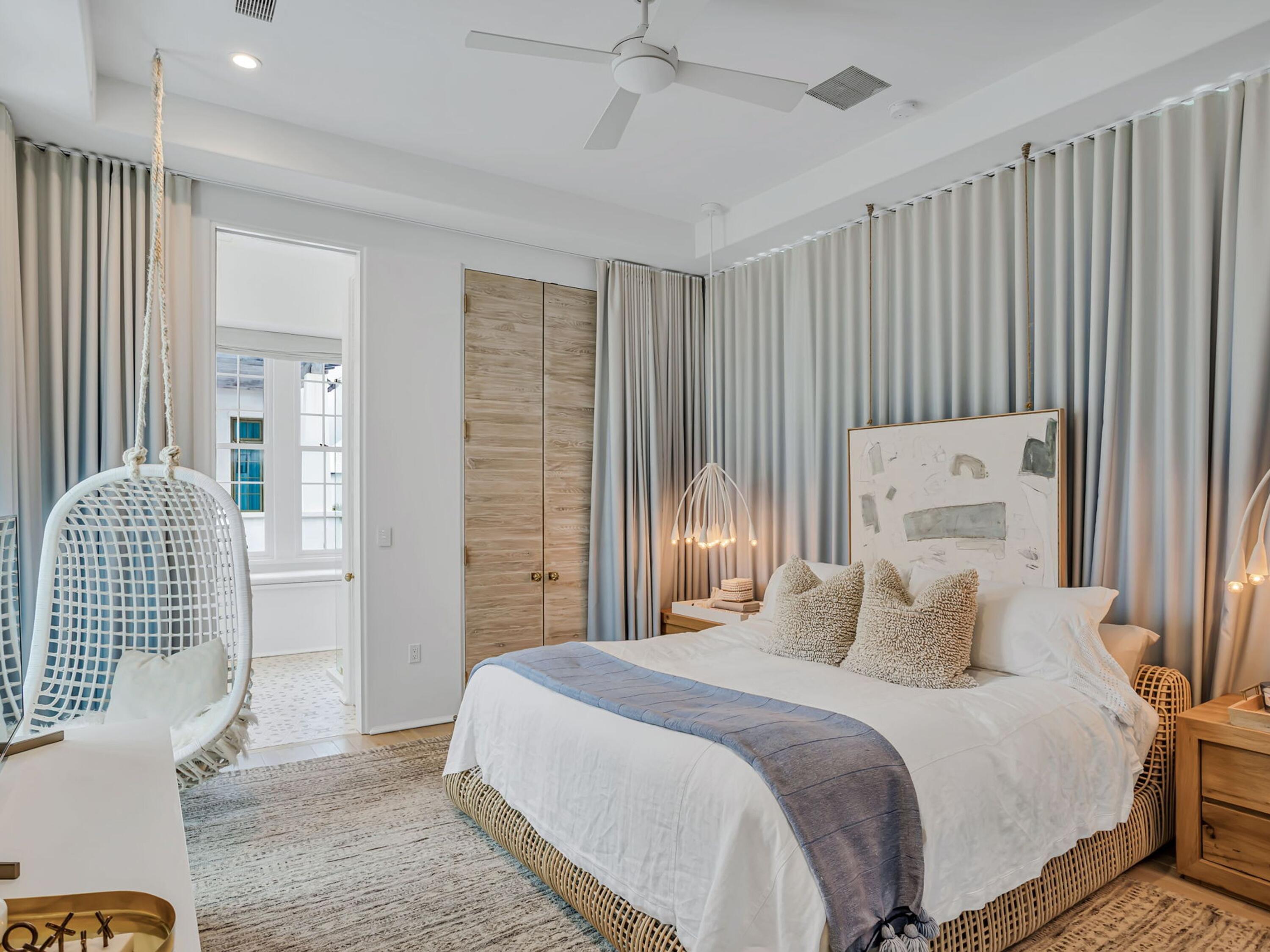 ALYS BEACH - Residential