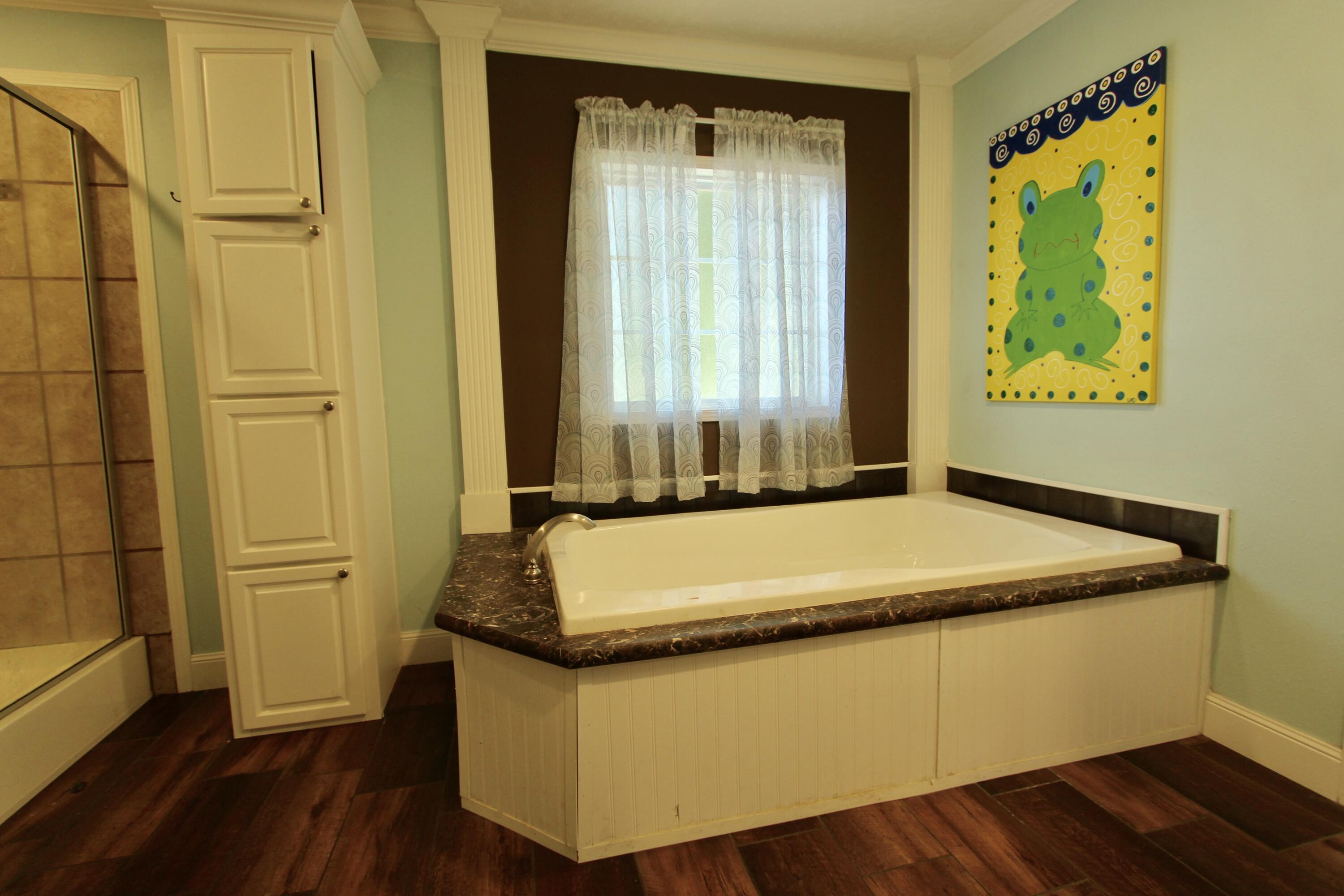 MH S RNG 25 (222000.30) - Residential