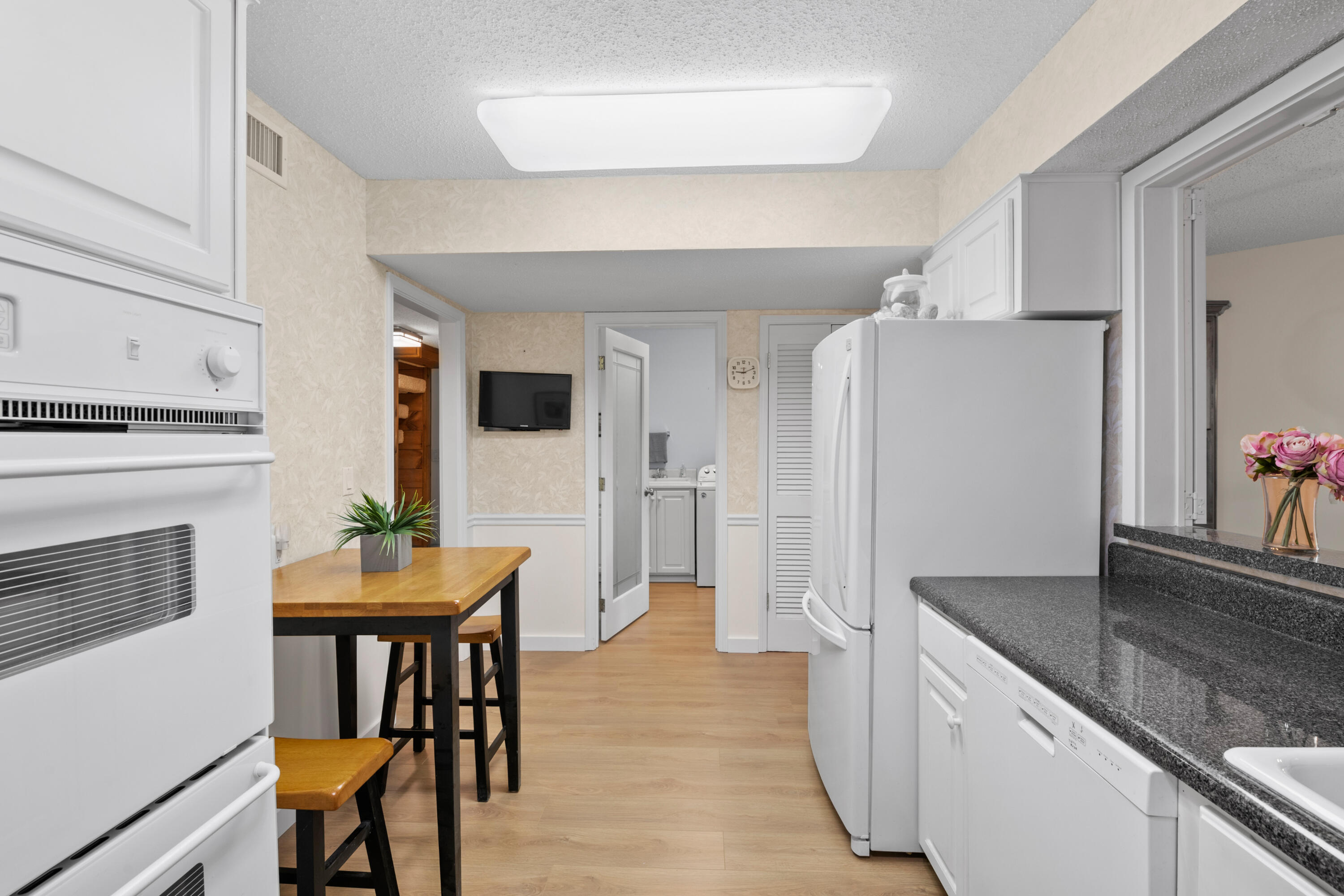 BAYOU POQUITO - Residential