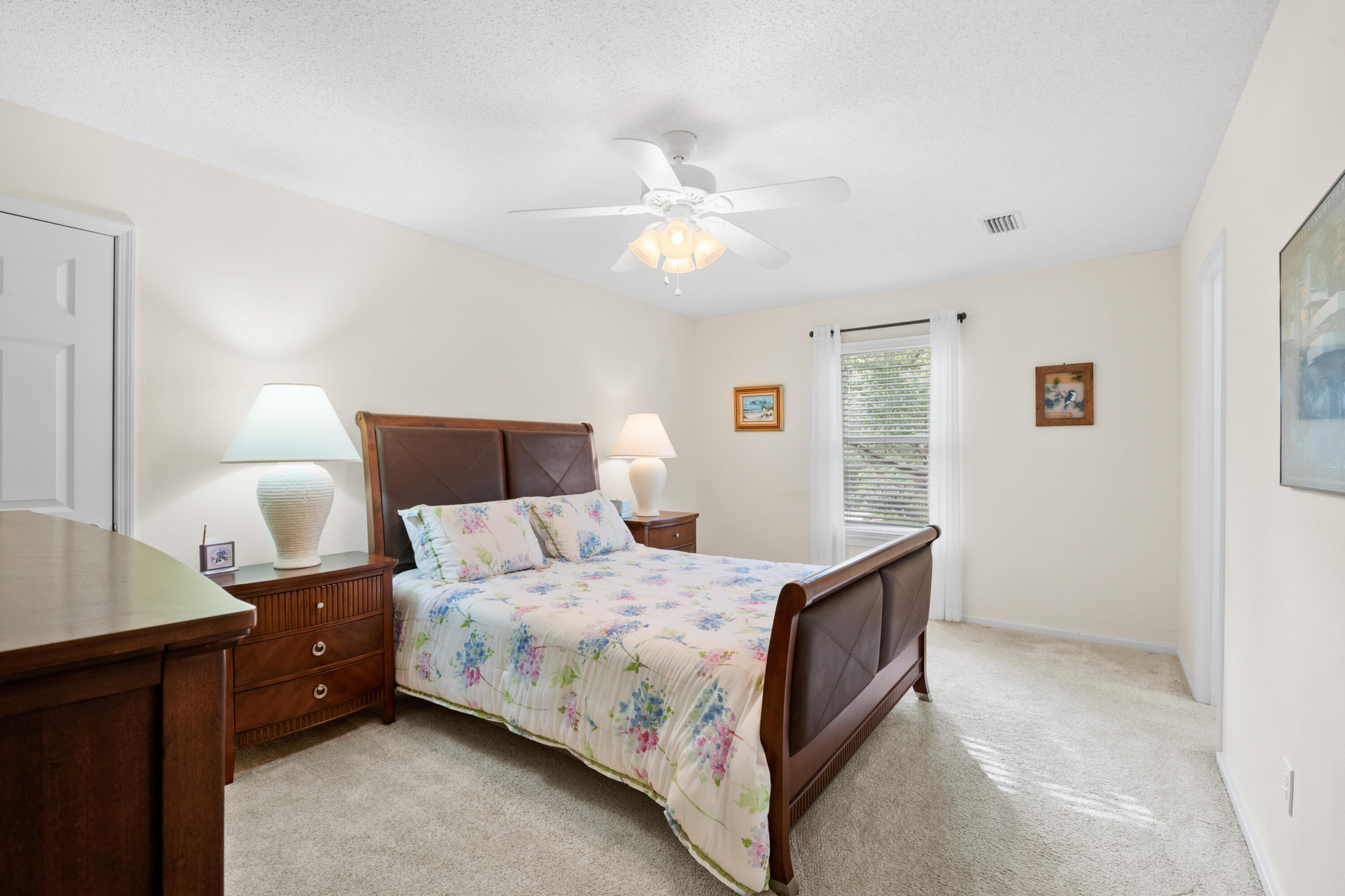 BAYOU POQUITO - Residential