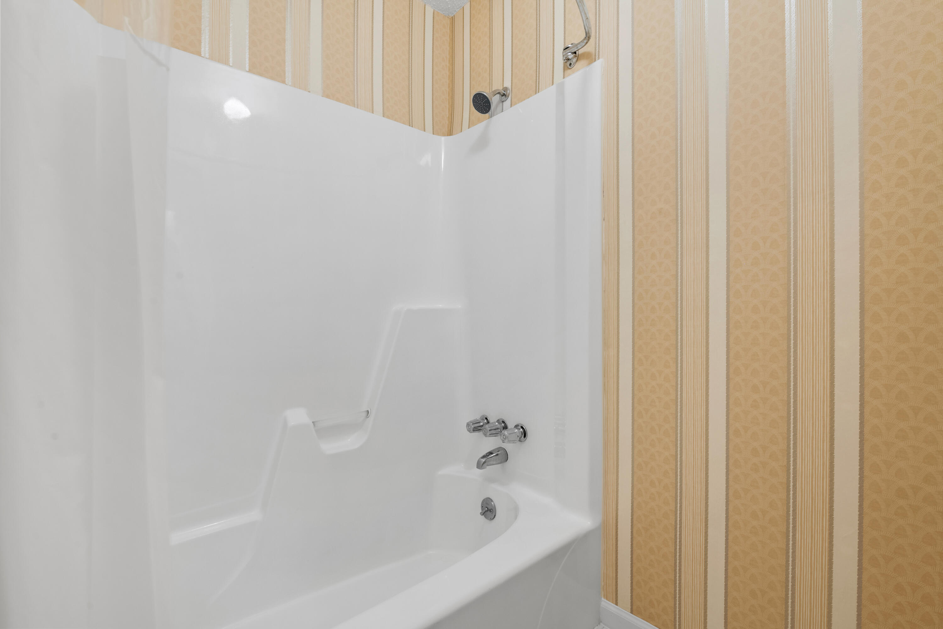 BAYOU POQUITO - Residential