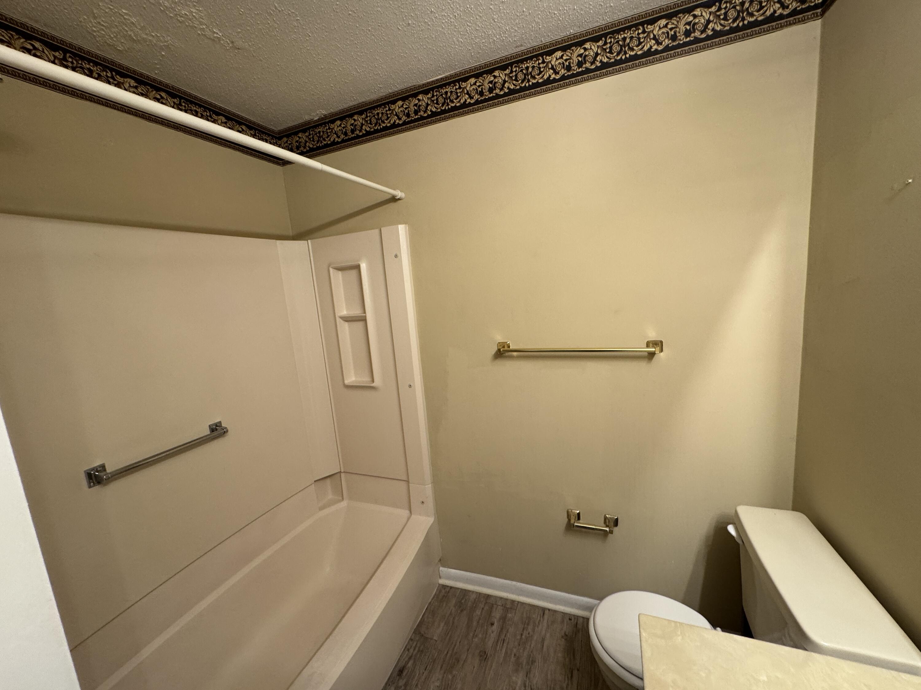 CEDAR RIDGE - Residential Lease