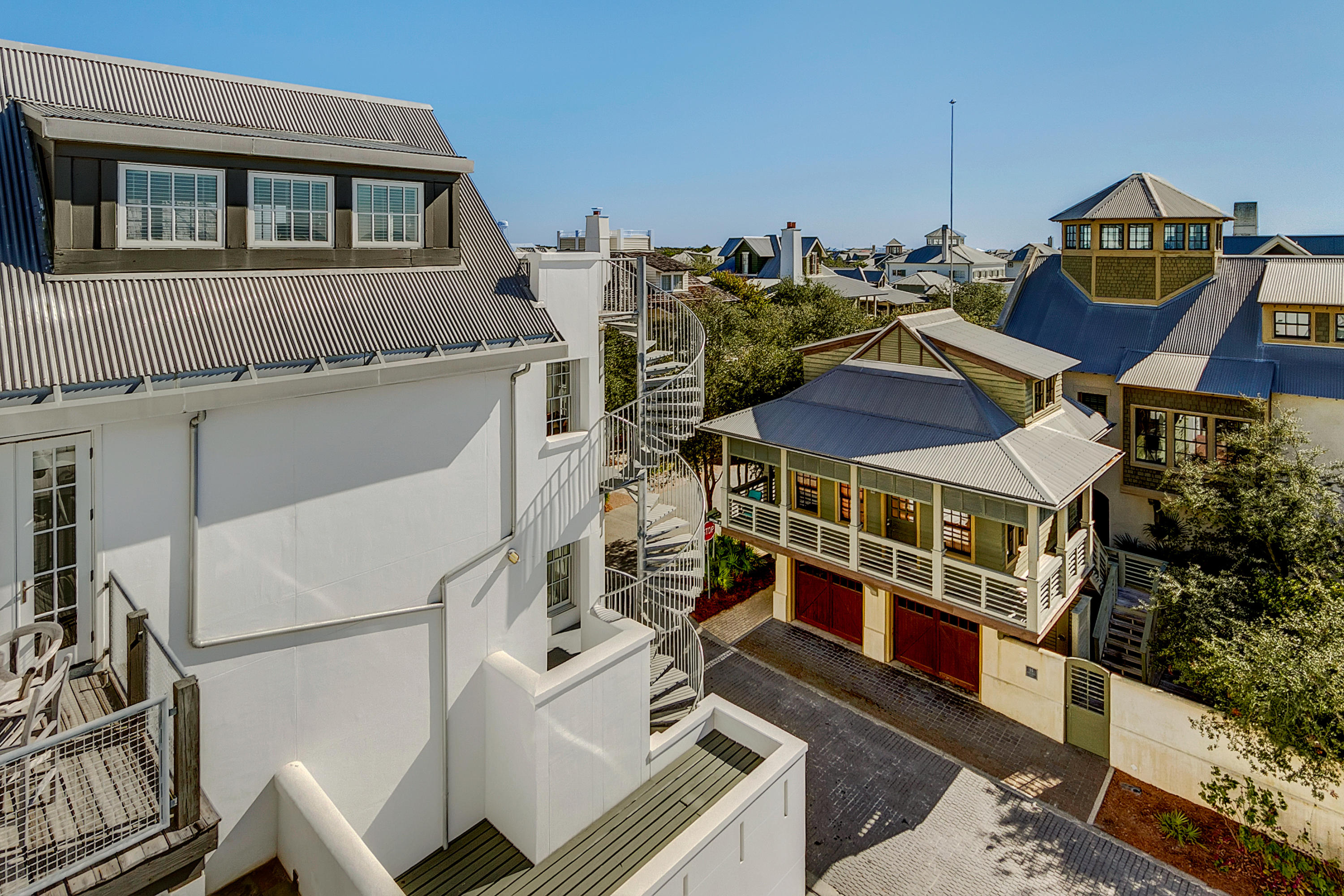 ROSEMARY BEACH, THE SAVANNAH - Residential
