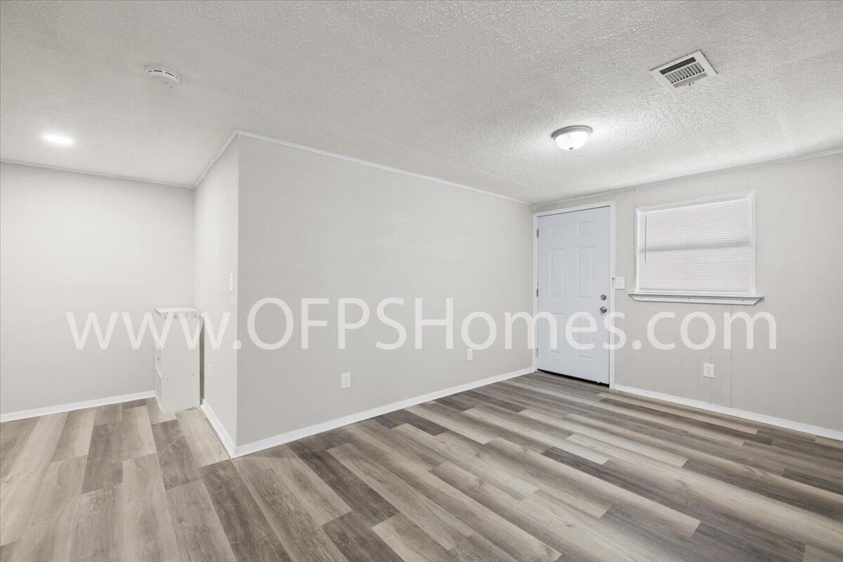 OAKLAND ADDN - Residential Lease