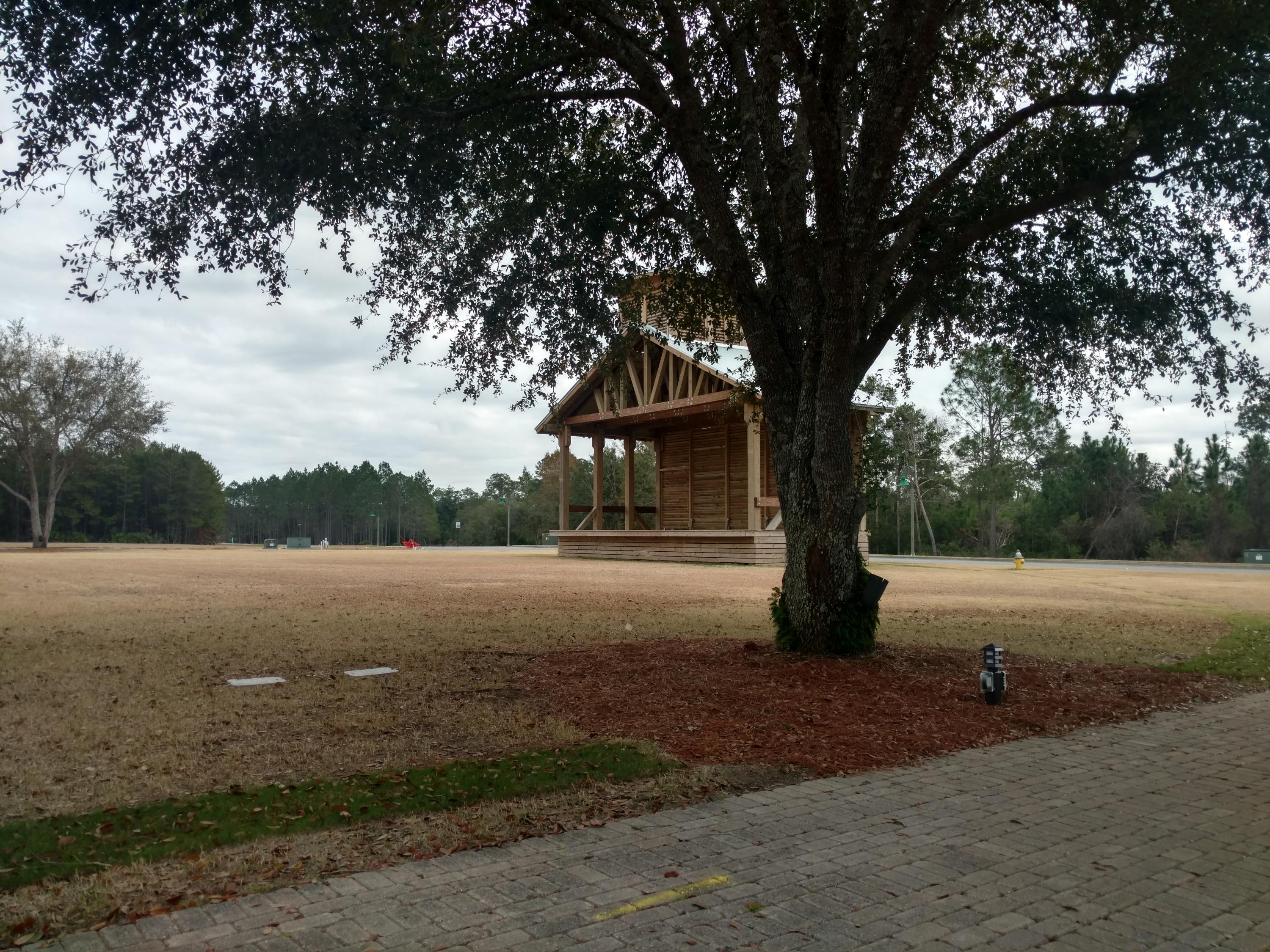 WHISPERS AT HAMMOCK BAY - Land