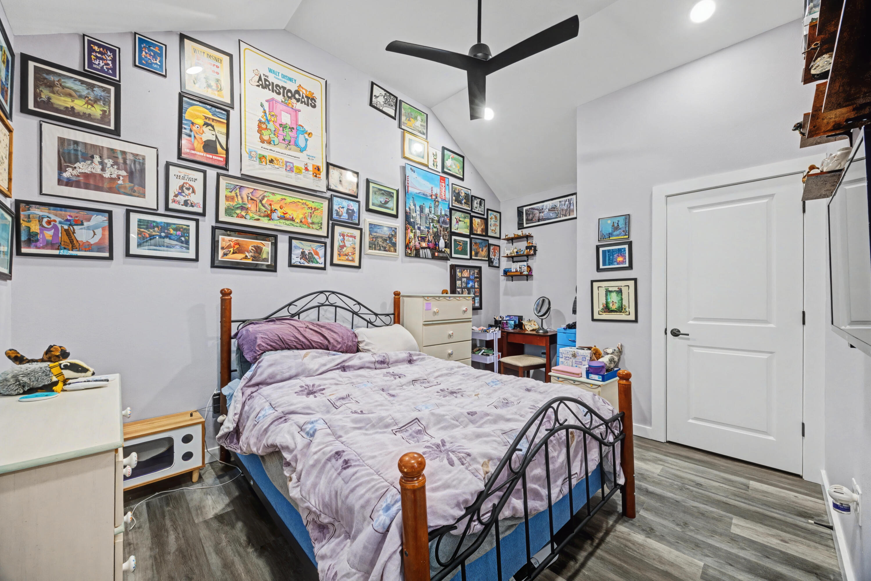 OAKWOOD LAKES ESTATES - Residential