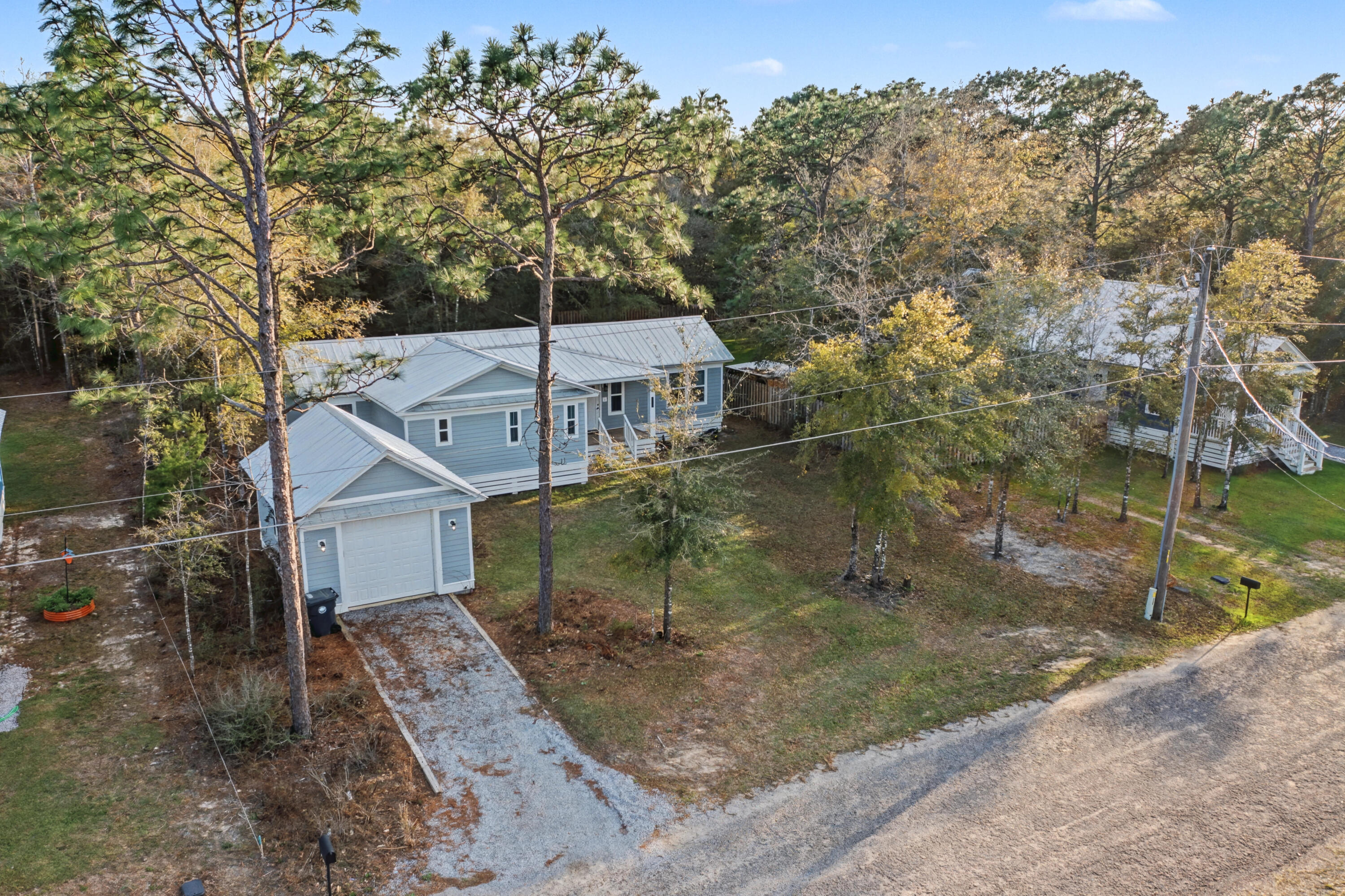 OAKWOOD LAKES ESTATES - Residential