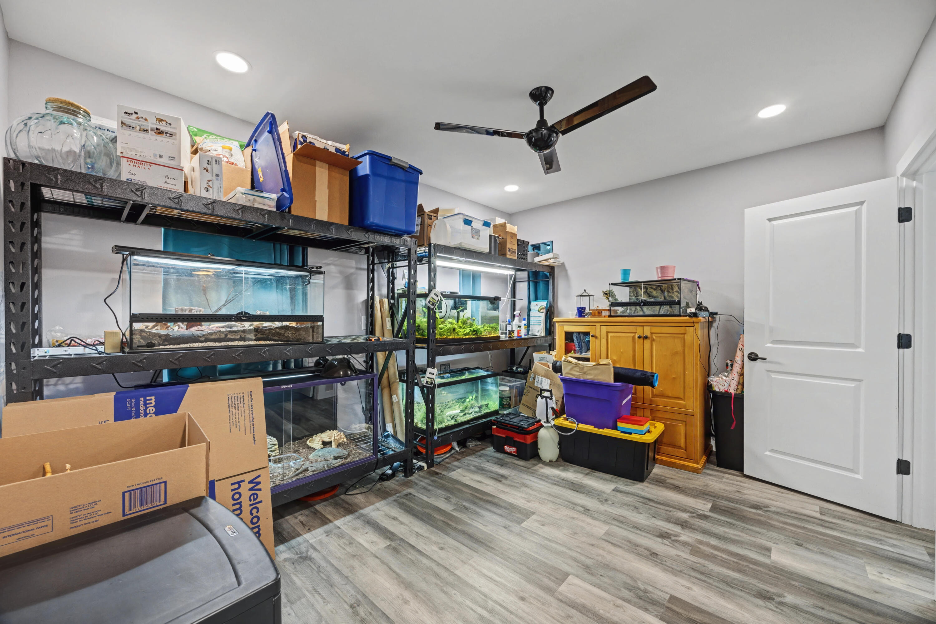 OAKWOOD LAKES ESTATES - Residential