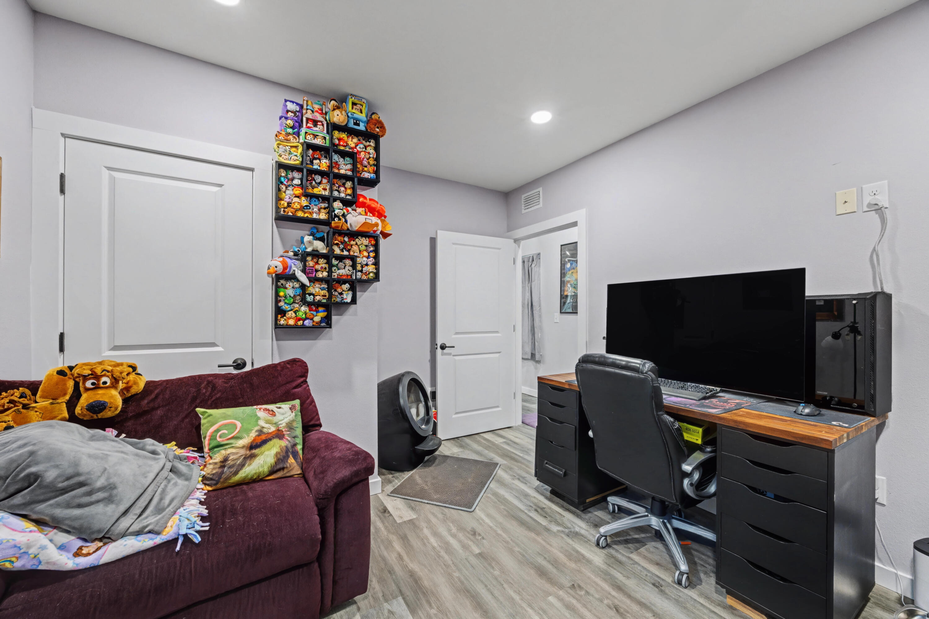 OAKWOOD LAKES ESTATES - Residential