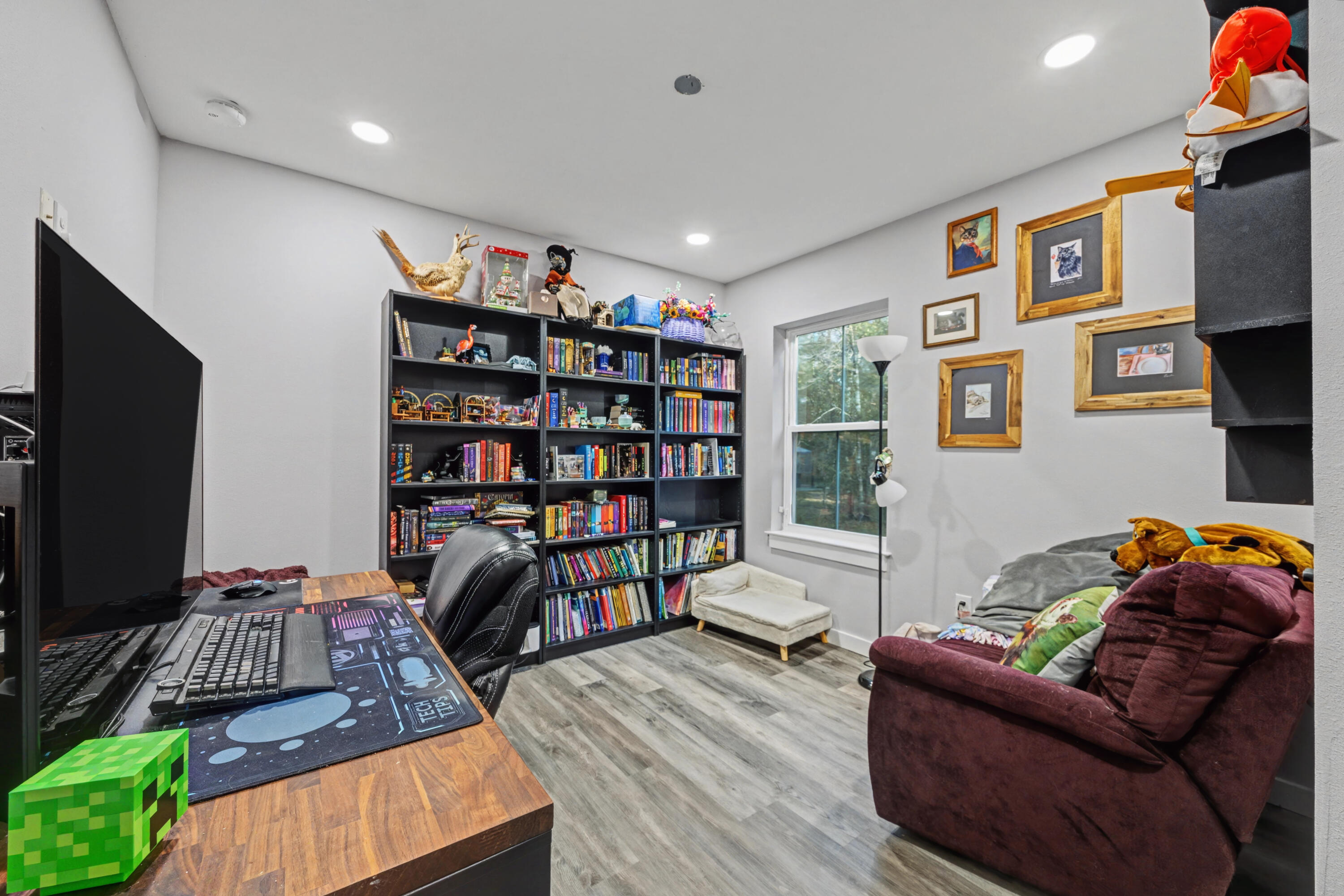 OAKWOOD LAKES ESTATES - Residential