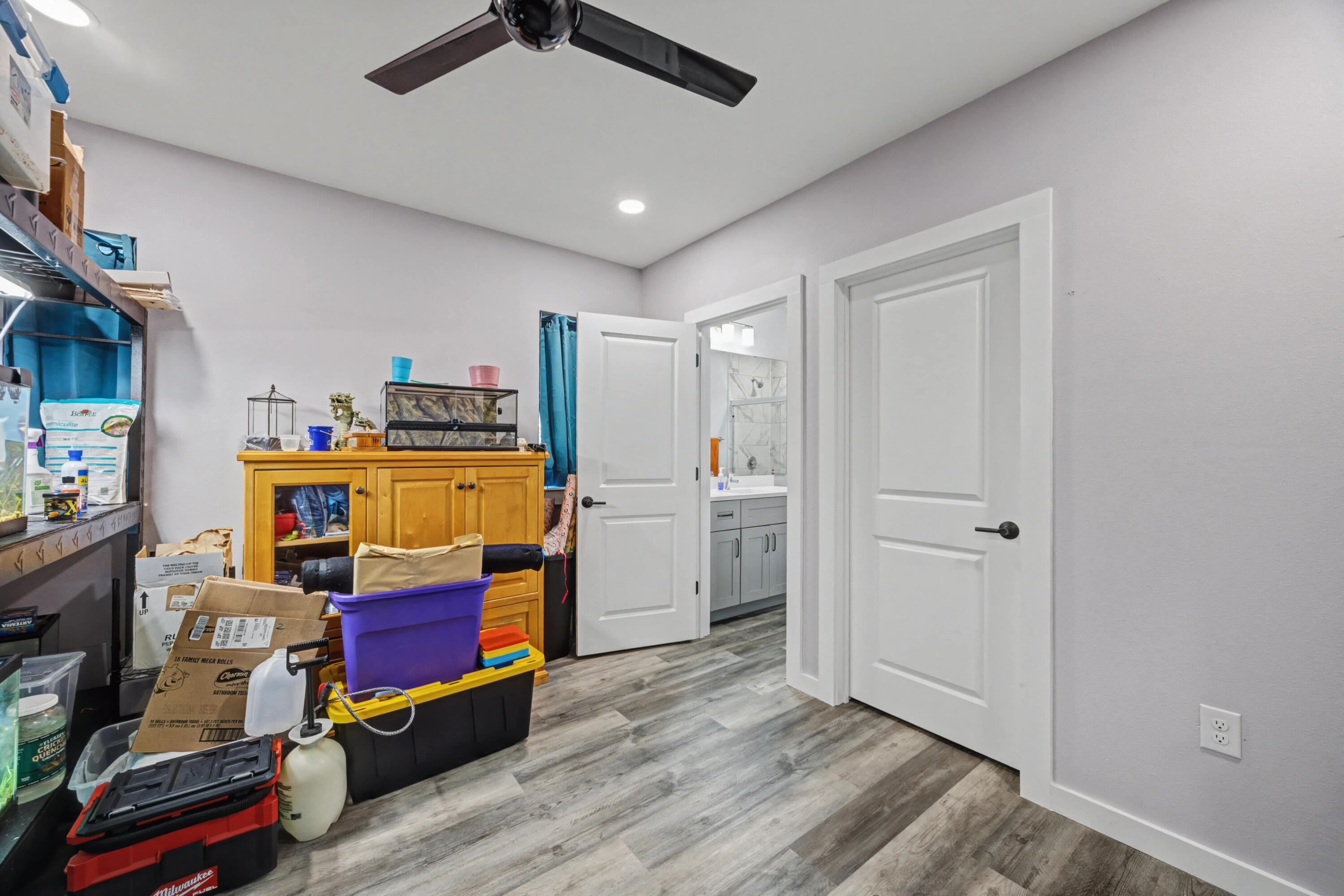 OAKWOOD LAKES ESTATES - Residential