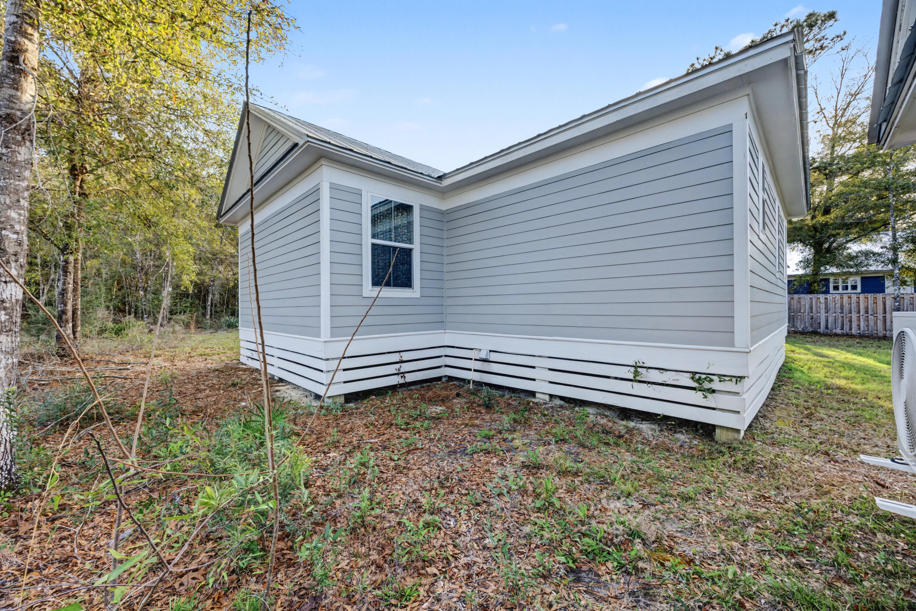 OAKWOOD LAKES ESTATES - Residential