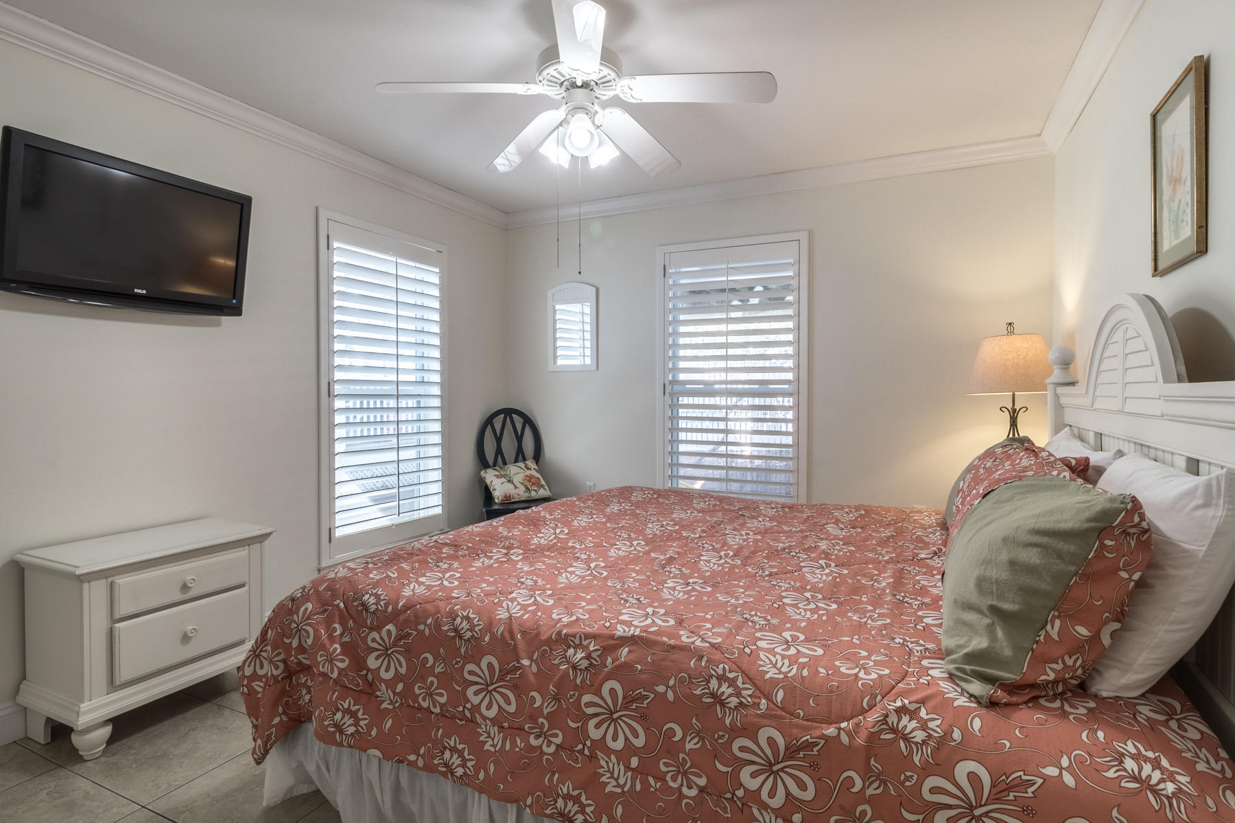 SUNRISE BEACH - Residential