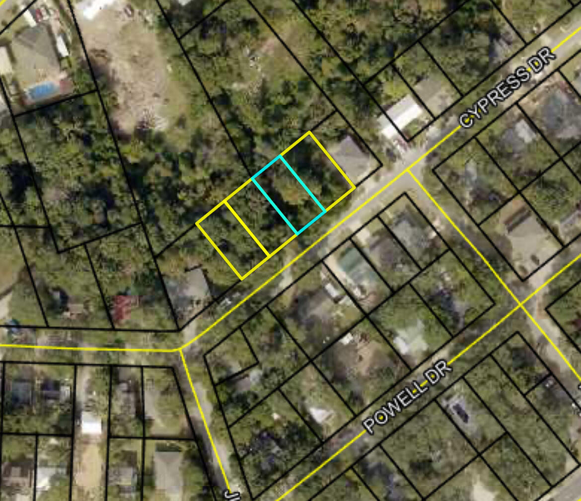 ATTENTION ALL BUILDERS, this is a must see!!! 4 lots to be sold together. The actual addresses for the lots are as follows; 704A, 704B, 706, & 708A. Lots located in downtown Niceville .4 miles from Niceville High School. Library, parks, restaurants, and shopping are all a short distance away. Survey available, each lot is 100' x 50'. All information to be verified by buyer.