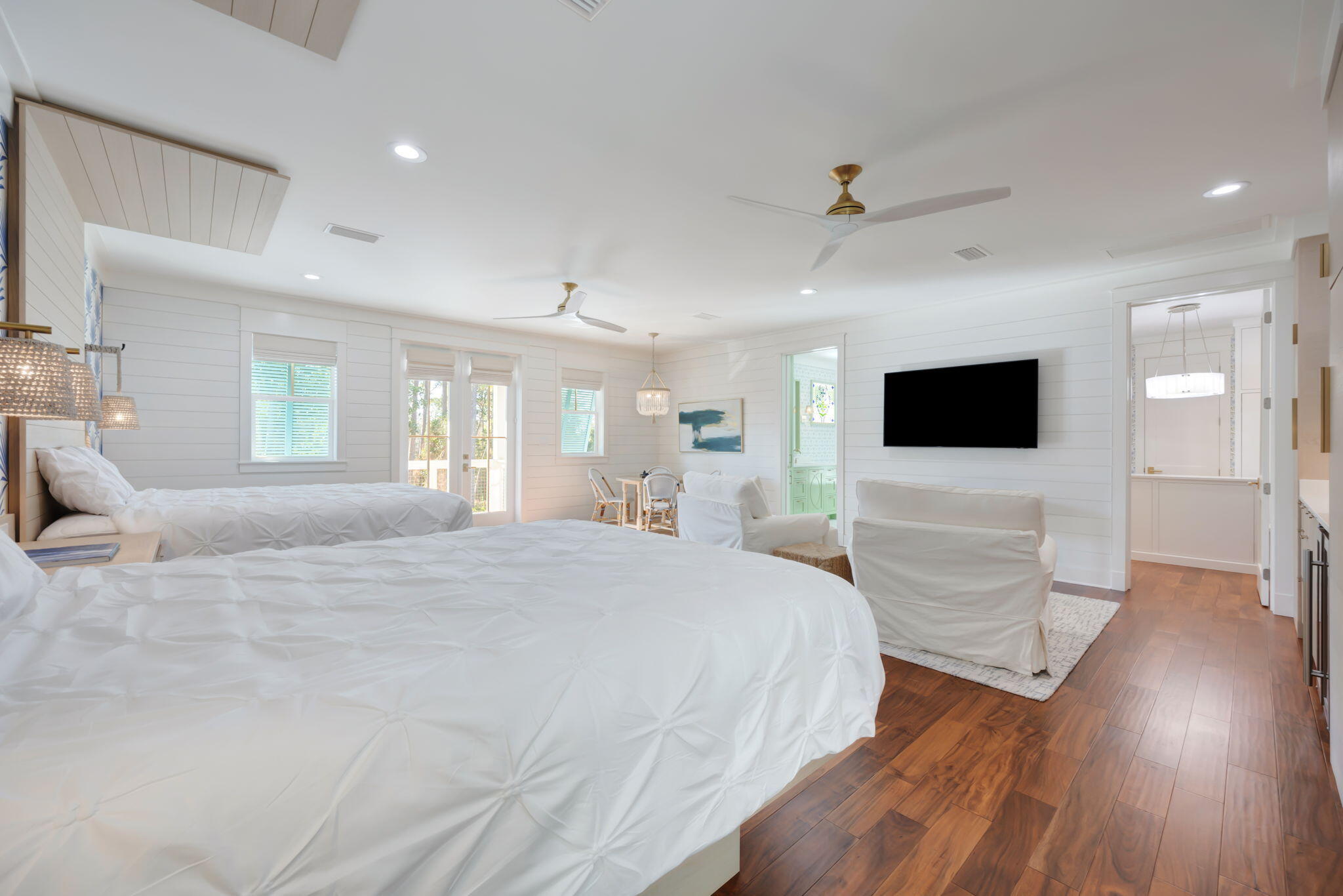 SEABREEZE - Residential