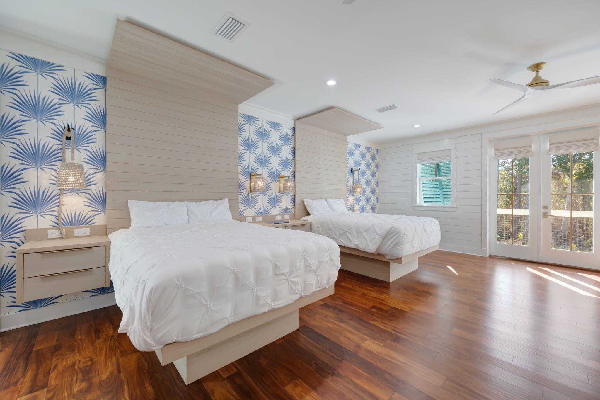 SEABREEZE - Residential