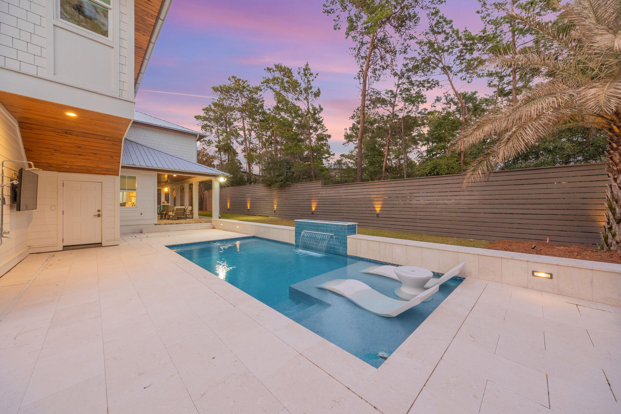 SEABREEZE - Residential