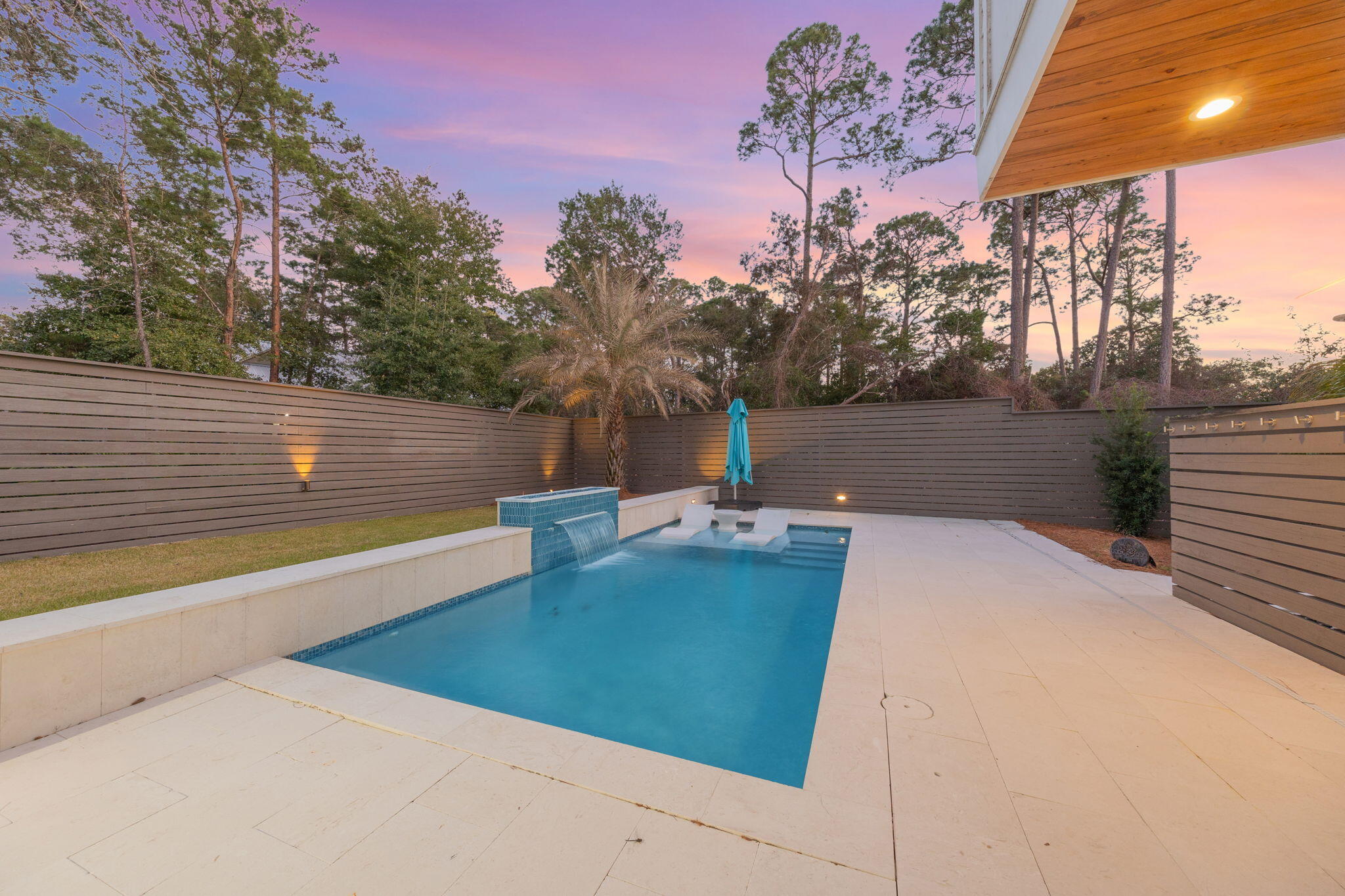 SEABREEZE - Residential