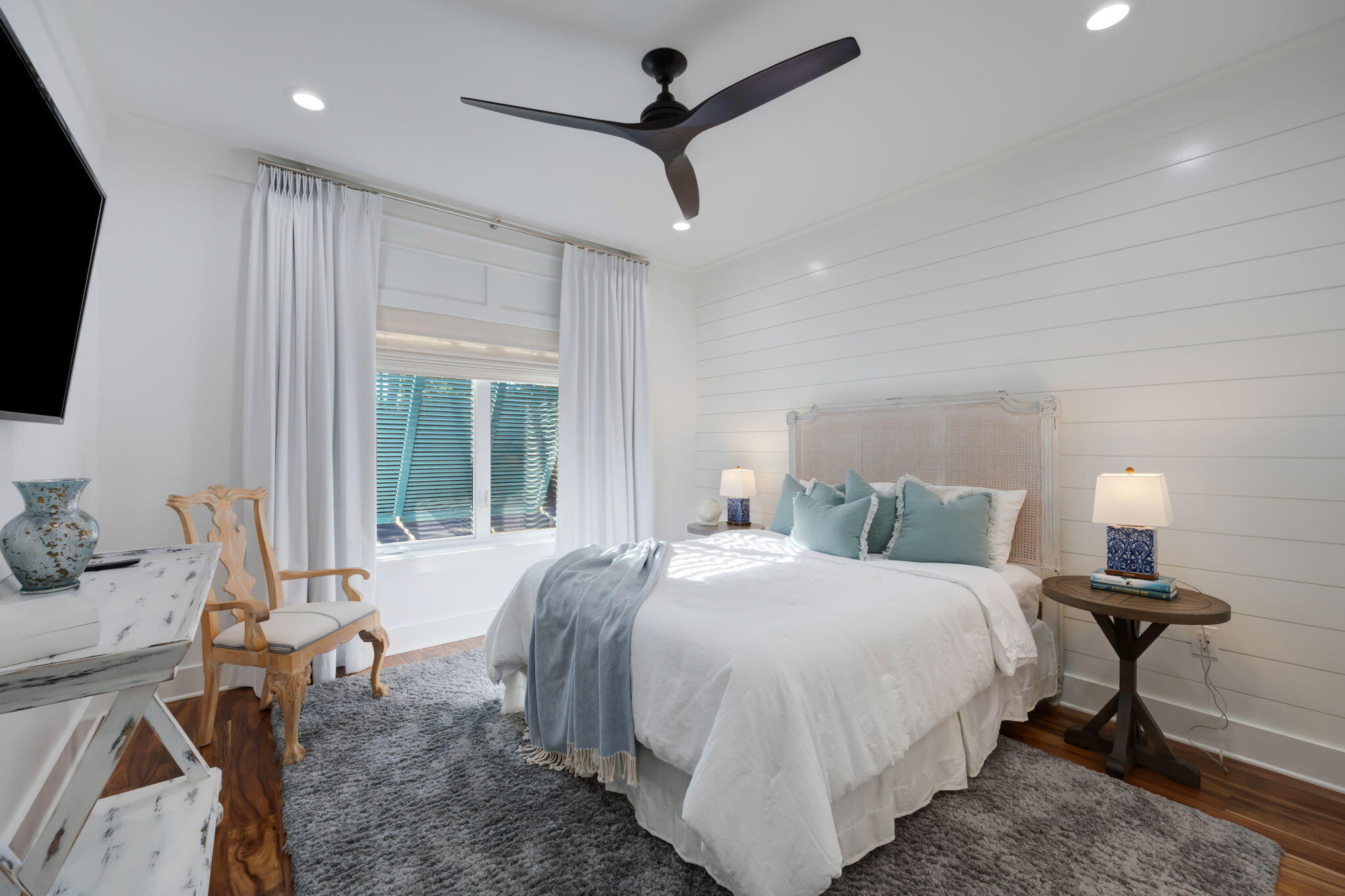 SEABREEZE - Residential