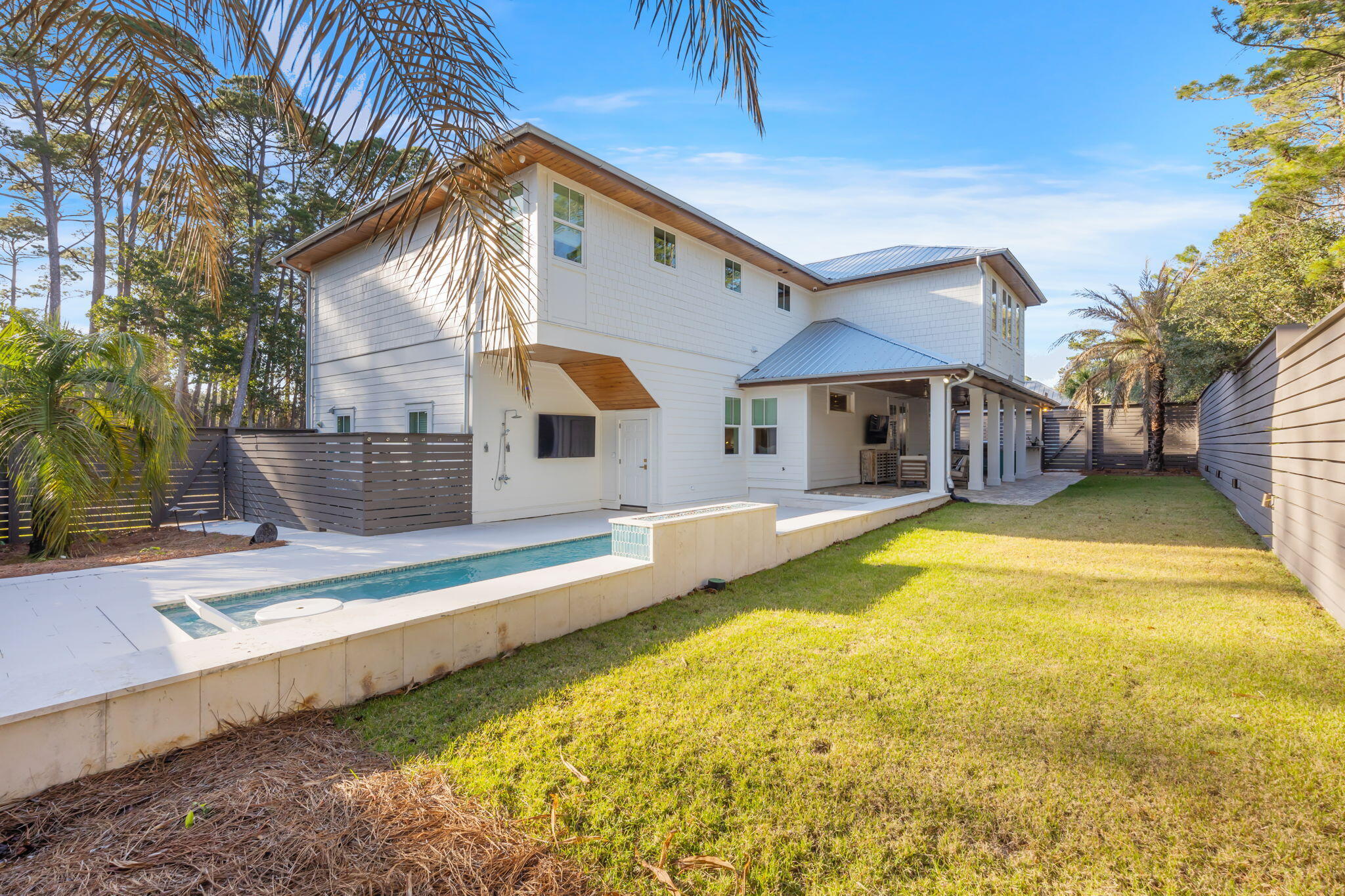 SEABREEZE - Residential