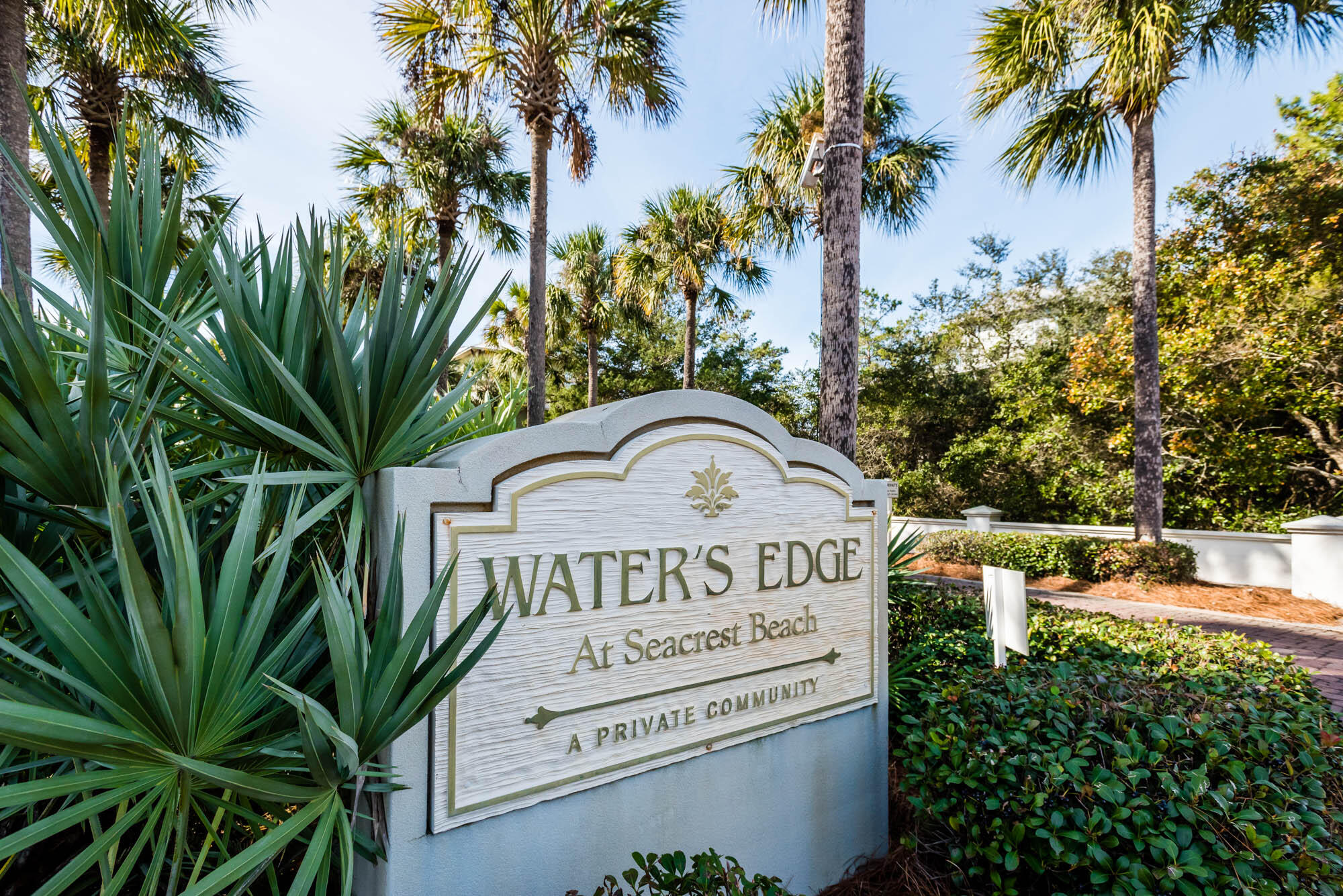 WATER'S EDGE - Residential