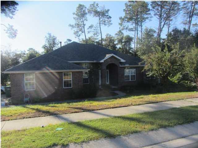 MINUTES TO EGLIN/HURLBURT/ARMY 7TH SFG AND THE BEACHES OF DESTIN/ PETS OK WITH $250 NON REFUNDABLE PET FEE