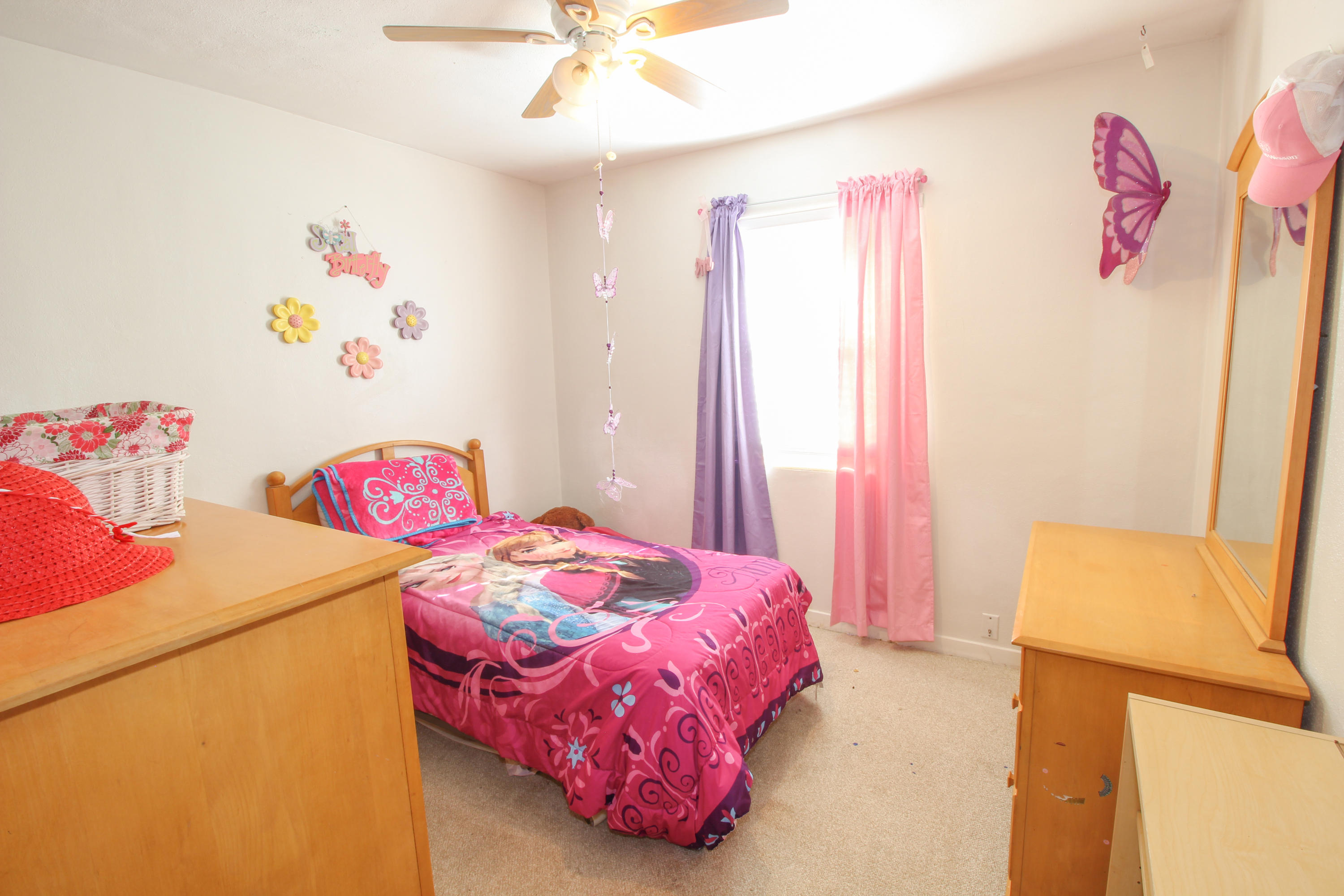 SEABREEZE ADD #3 LOT 2 BLK G - Residential