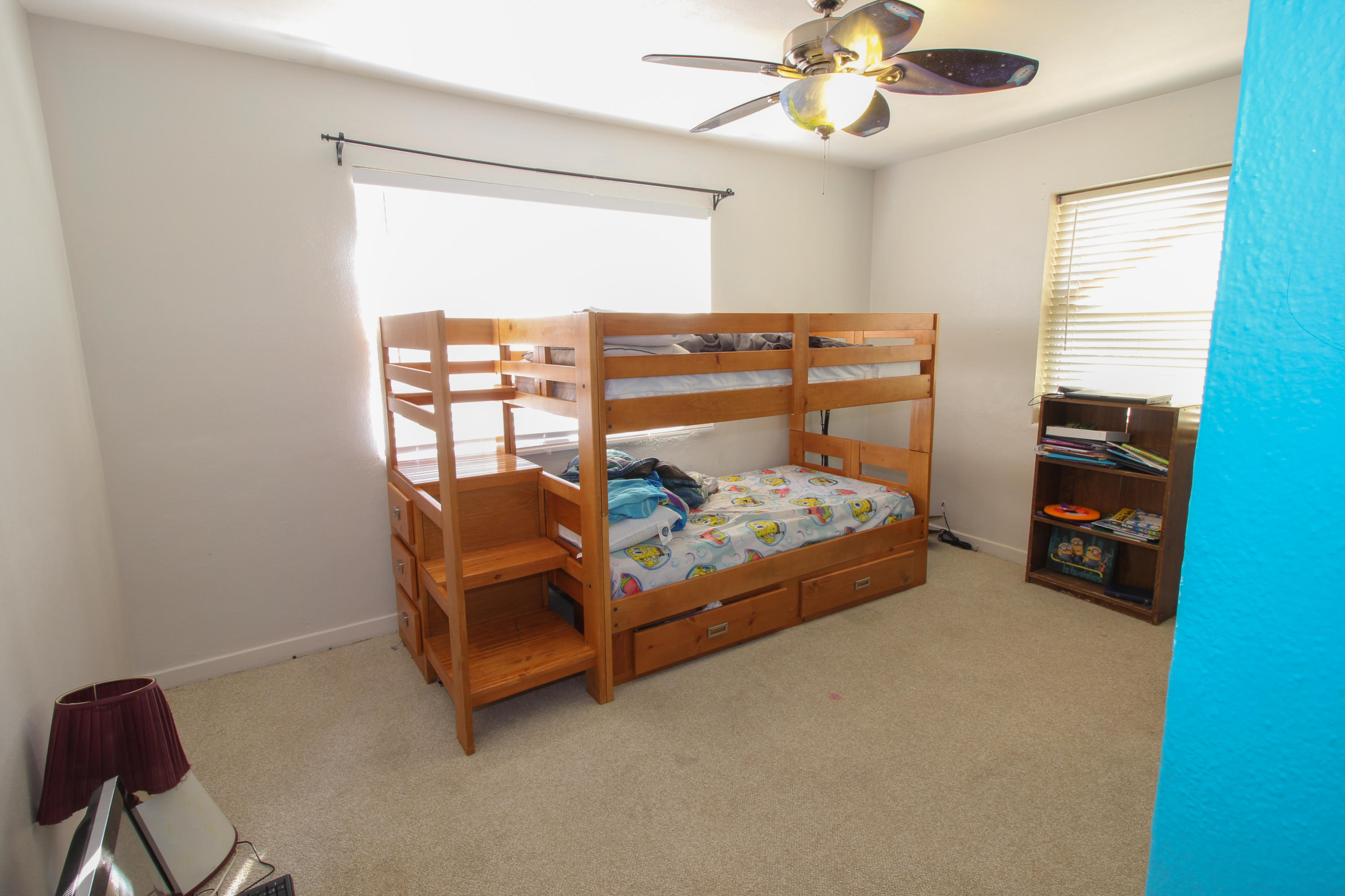 SEABREEZE ADD #3 LOT 2 BLK G - Residential