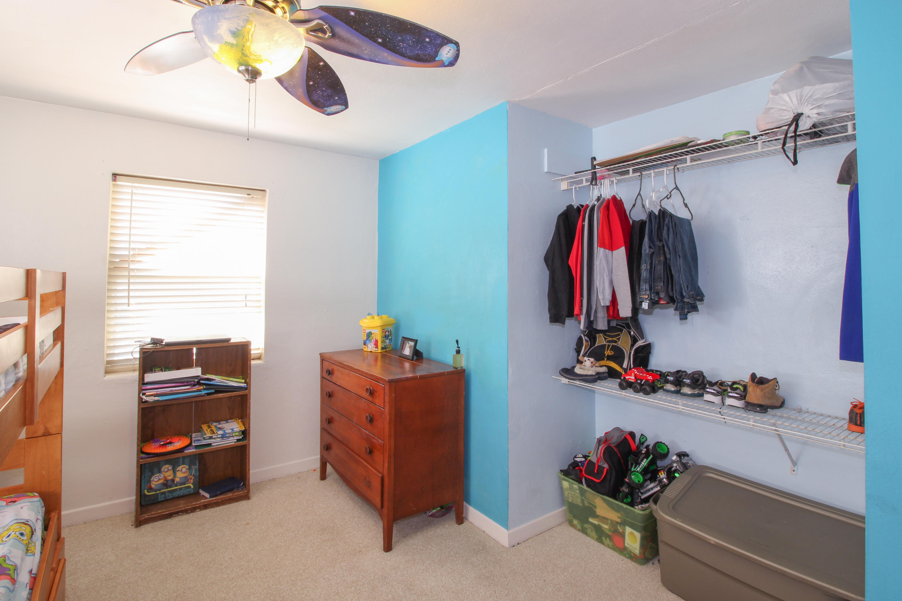 SEABREEZE ADD #3 LOT 2 BLK G - Residential