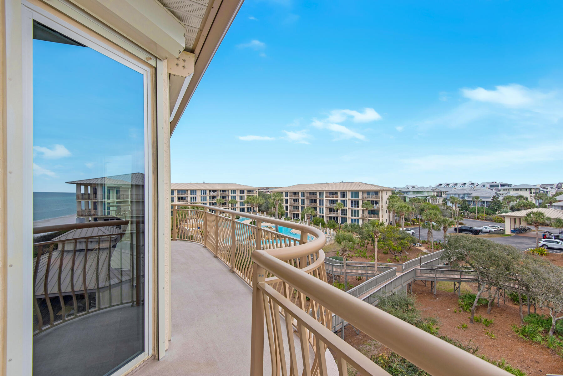 HIGH POINTE RESORT CONDO - Residential