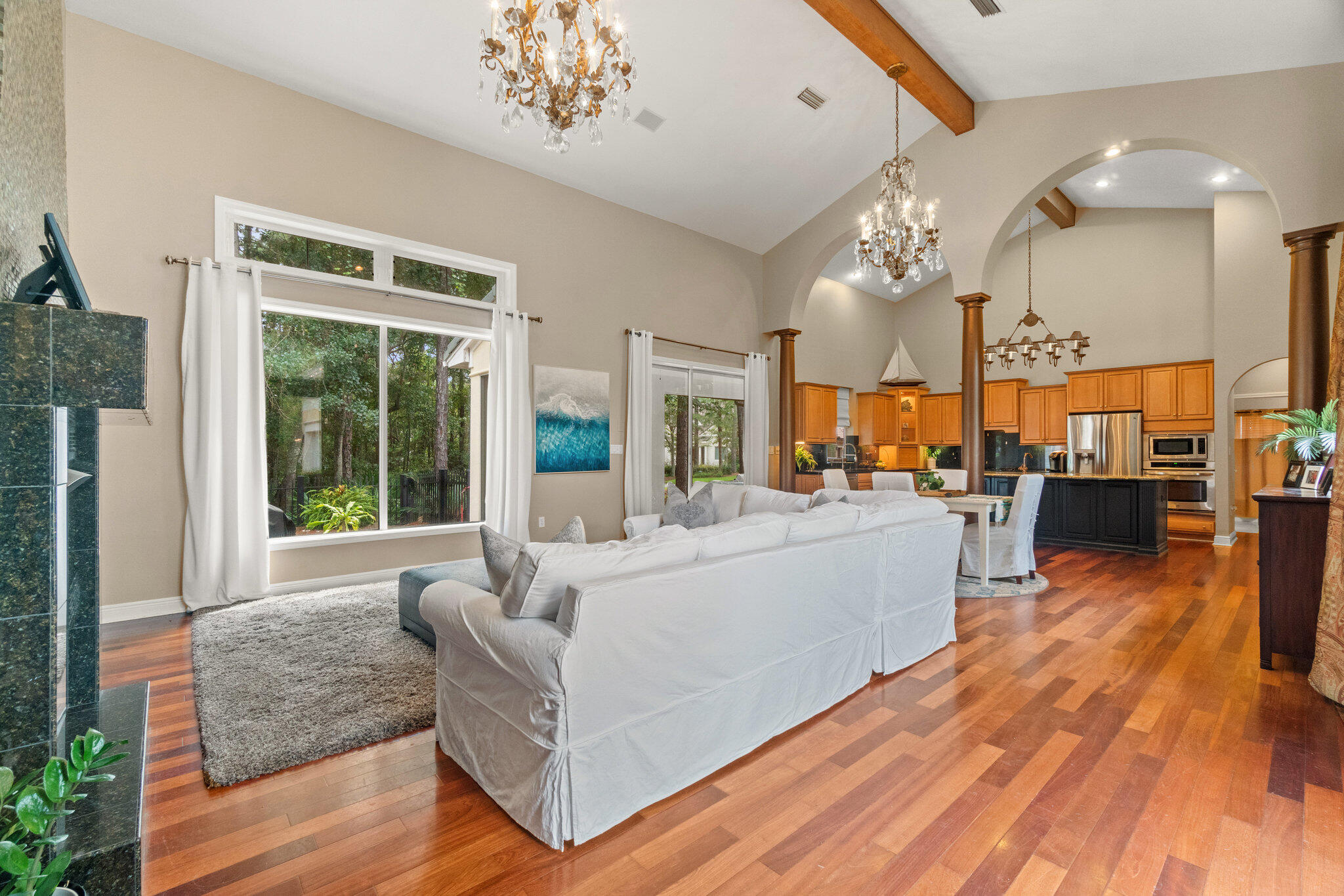 BURNT PINE - Residential