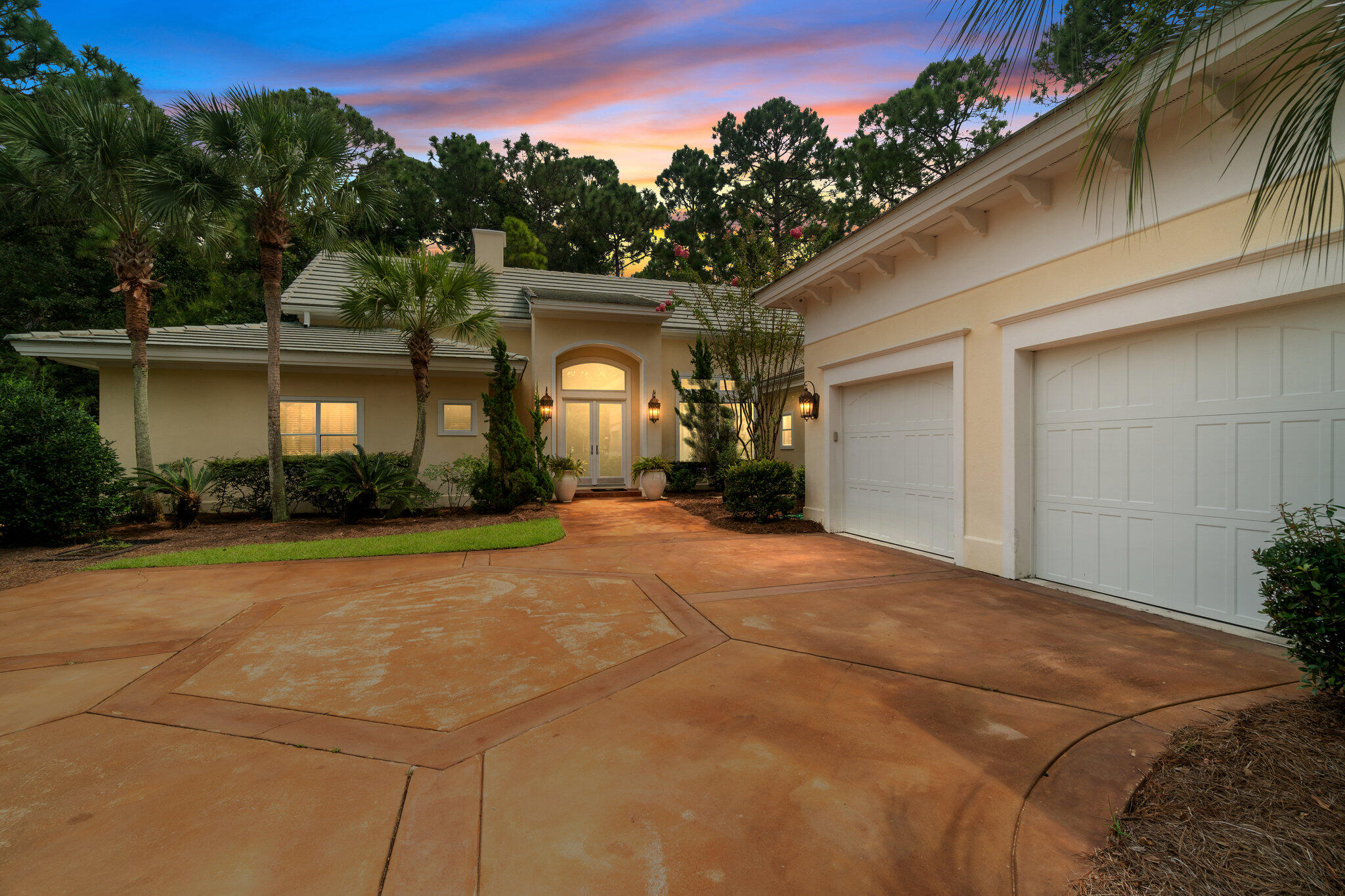 BURNT PINE - Residential