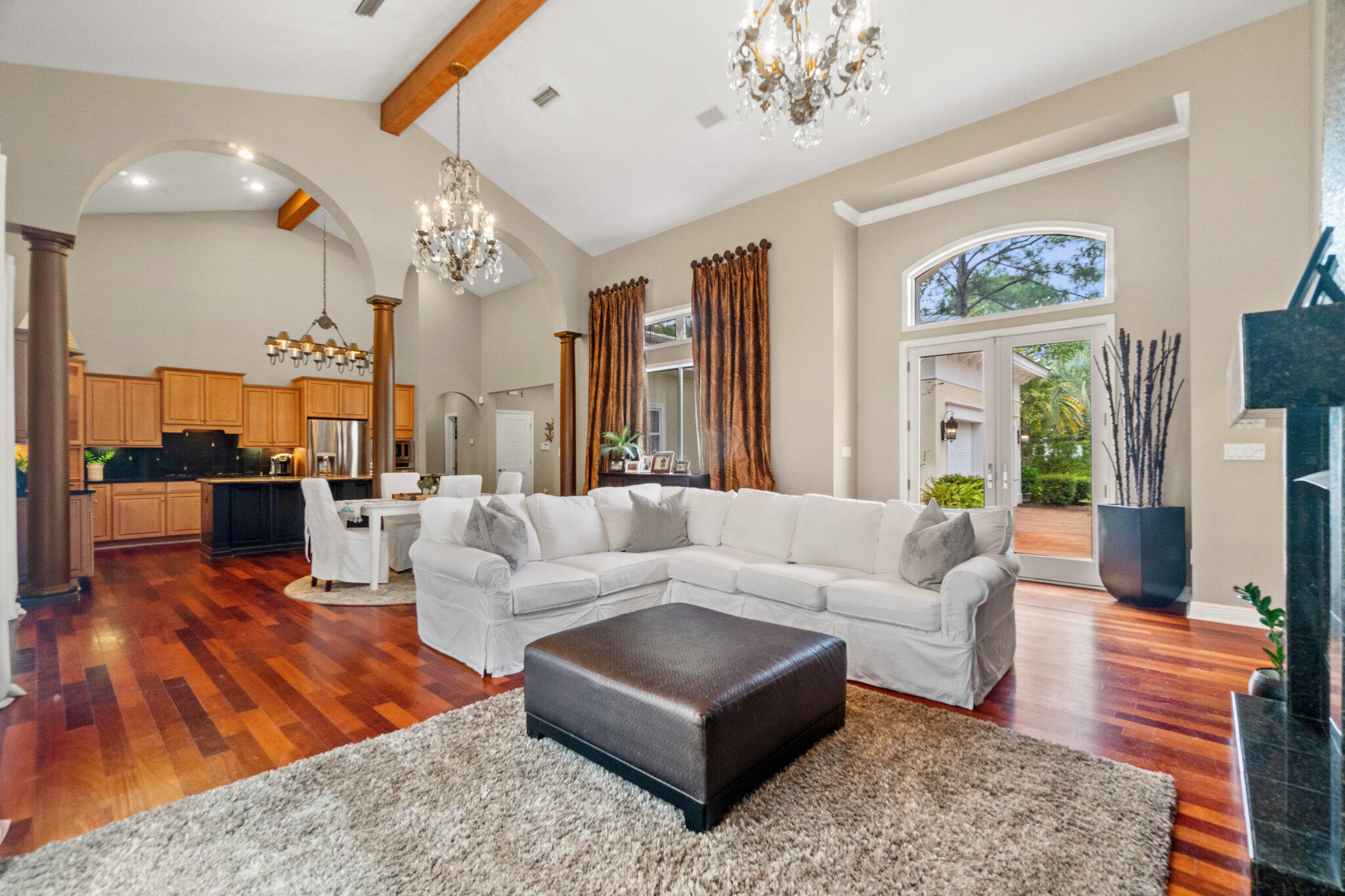 BURNT PINE - Residential